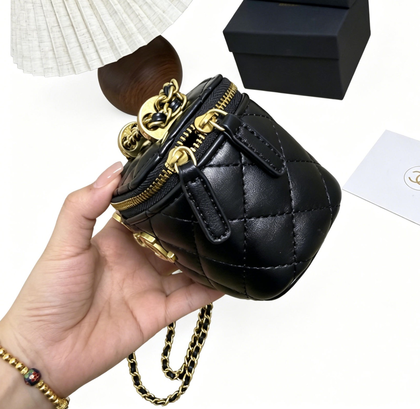 VIP-GIFT Makeup Bag Beauty Double Gold Ball Mini Box Bag Zipper Chain Crossbody
