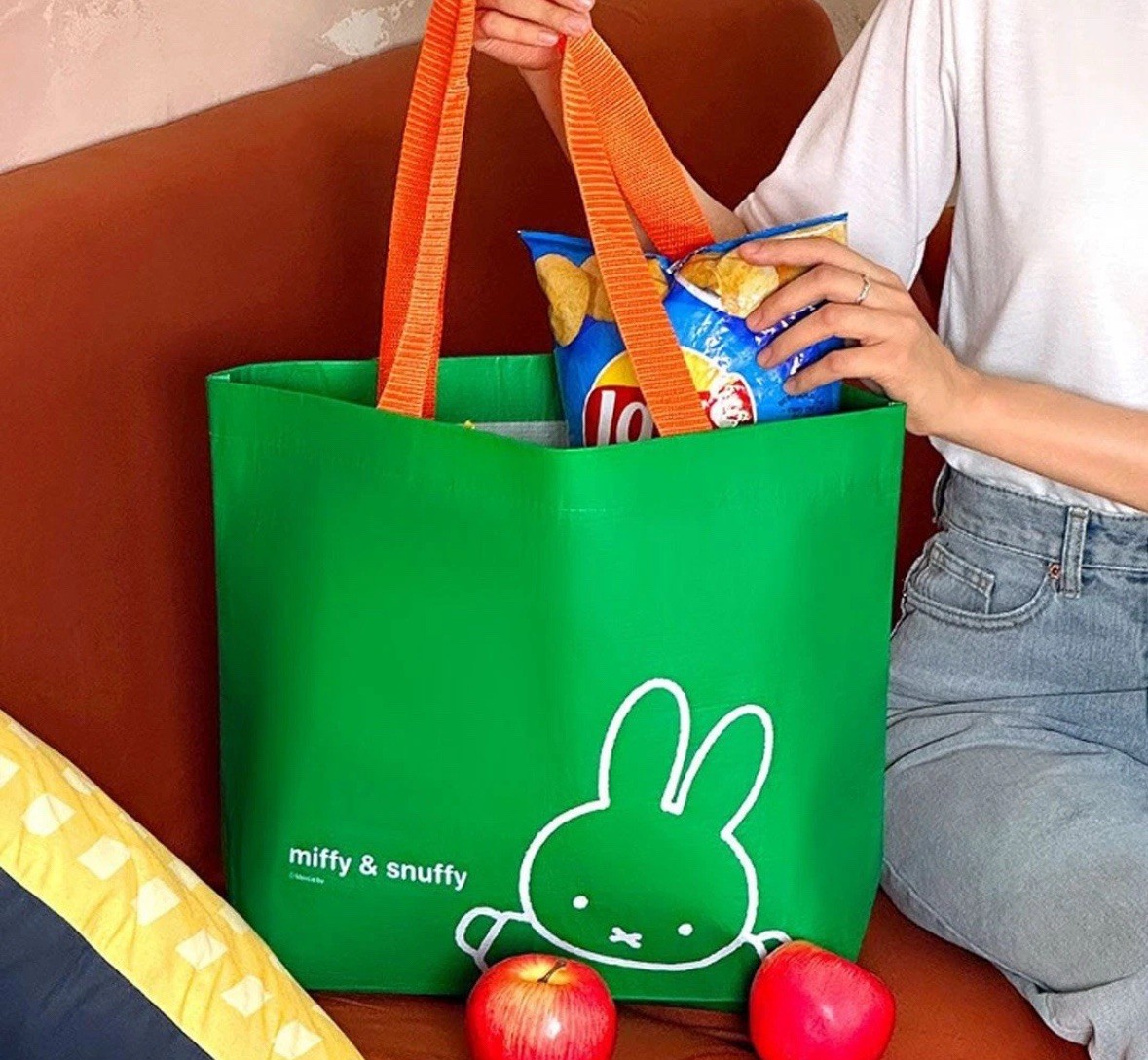 Miffy Reusable Tarpaulin Bag, Shopping Grocery Bag 13.4×19.3” Random Color 1 PCS