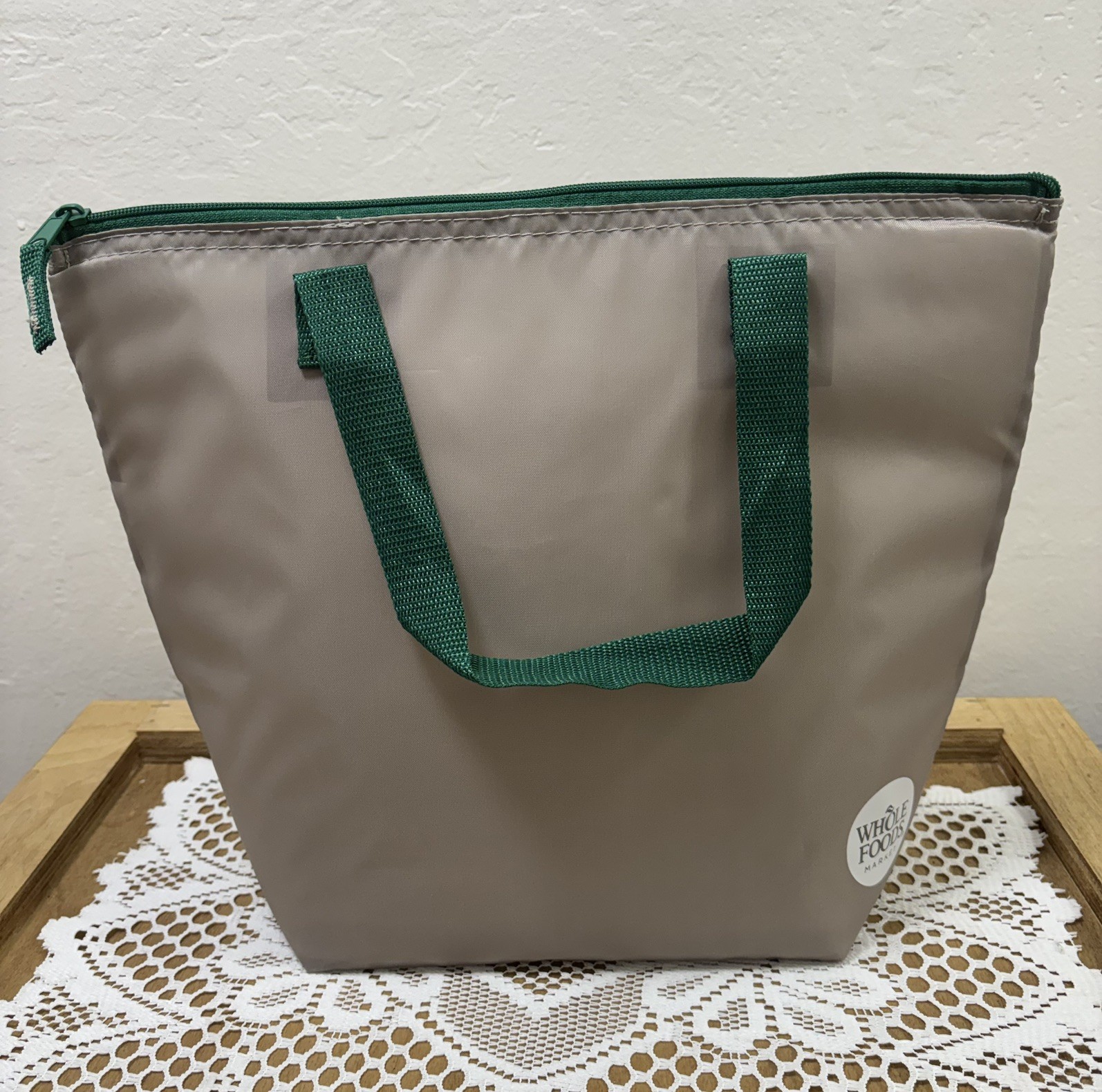 Whole Foods Market Small Slim Thermal Shopper Bag Hot -Cold Reusable NWT
