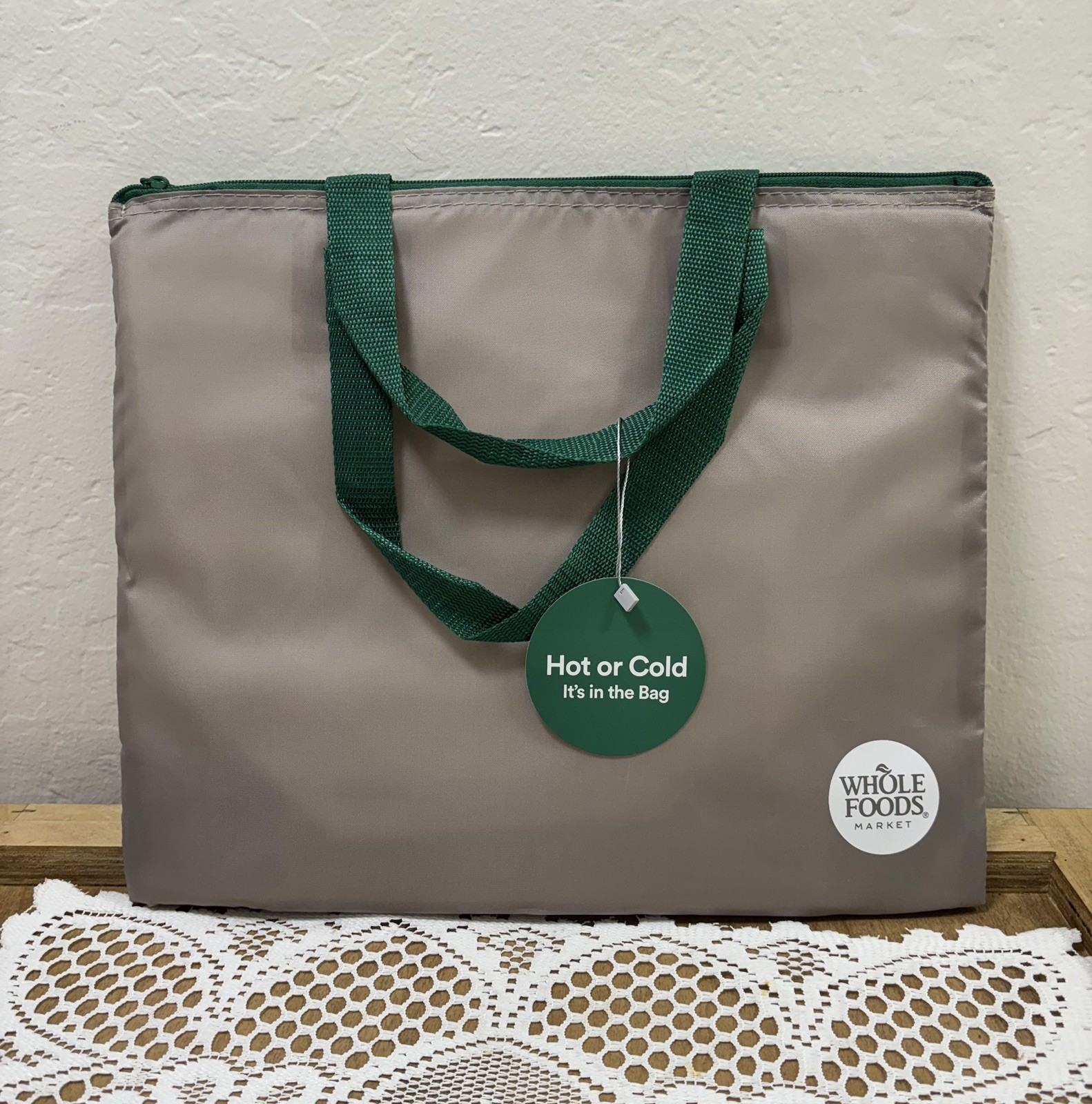 Whole Foods Market Small Slim Thermal Shopper Bag Hot -Cold Reusable NWT
