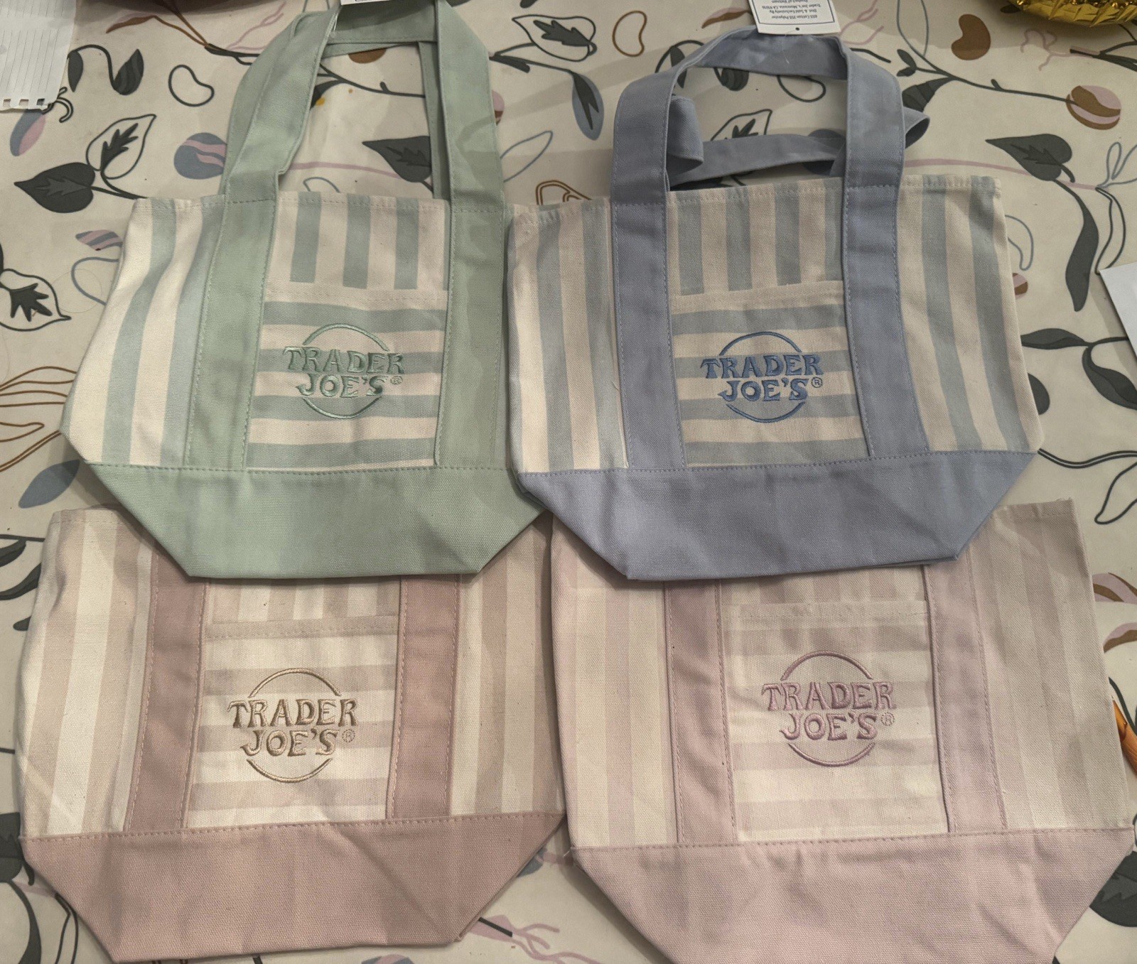 Trader Joe’s Lot of 4 Striped Canvas Reusable Tote Bags Small 13x6x6