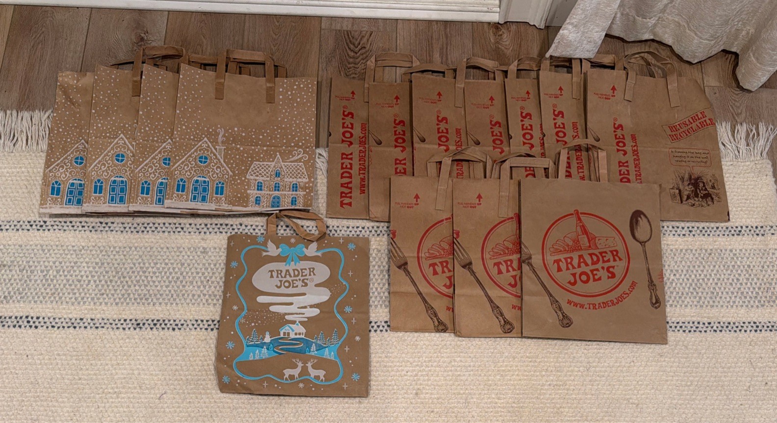 Lot 15 Trader Joes Paper Reusable Shopping Grocery Bags Crafts Food holiday