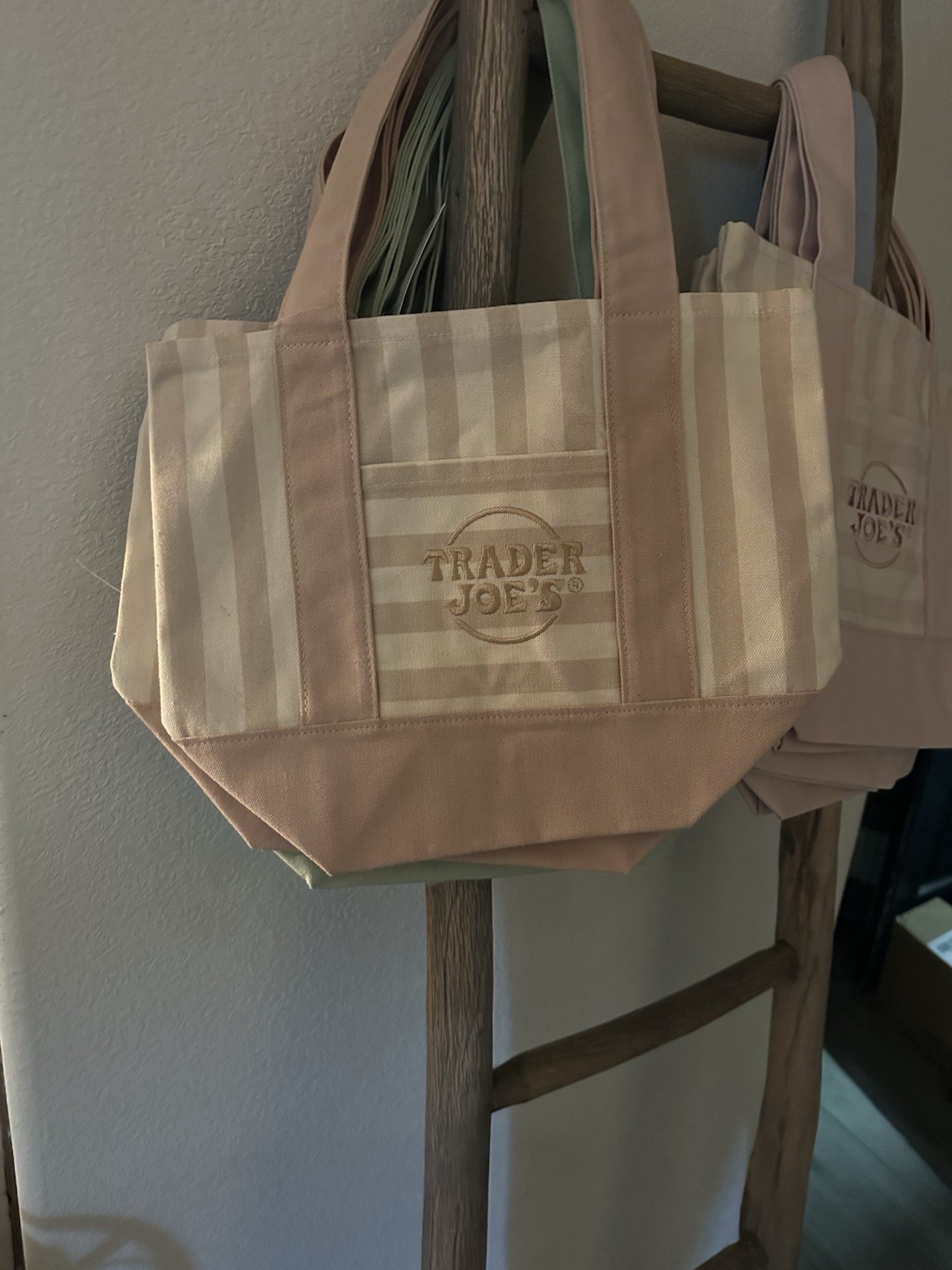 Trader Joe’s Canvas Striped Tote Bag Beige/Pink 12x10x10 in New