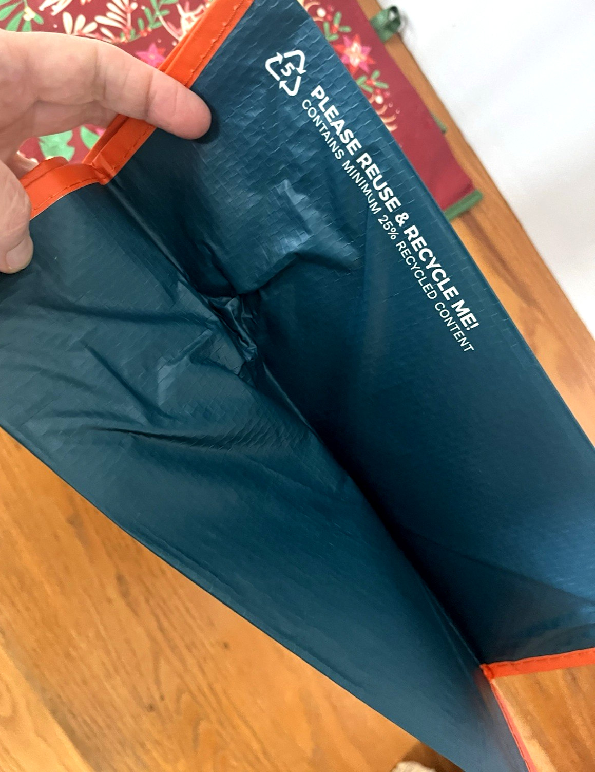 2 The Fresh Market Reusable Shopping Bags Keep Cool Fall Christmas 12 x 8 x 15