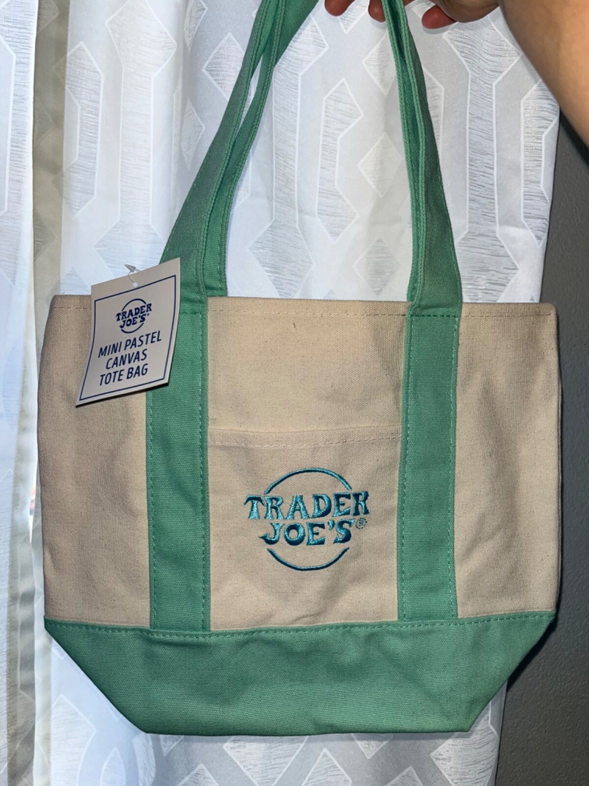 Trader Joe Canvas. RARE COLLECTIBLE. See Pictures. 1 BAG!