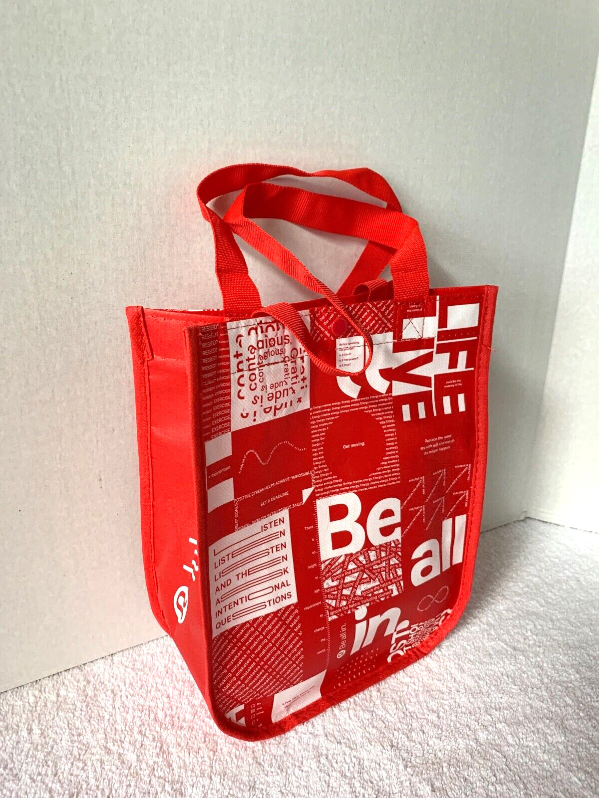 NEW Lululemon Logo Reusable Shopping Bag 12″ X 9″ w/Red Handles Easy to Clean