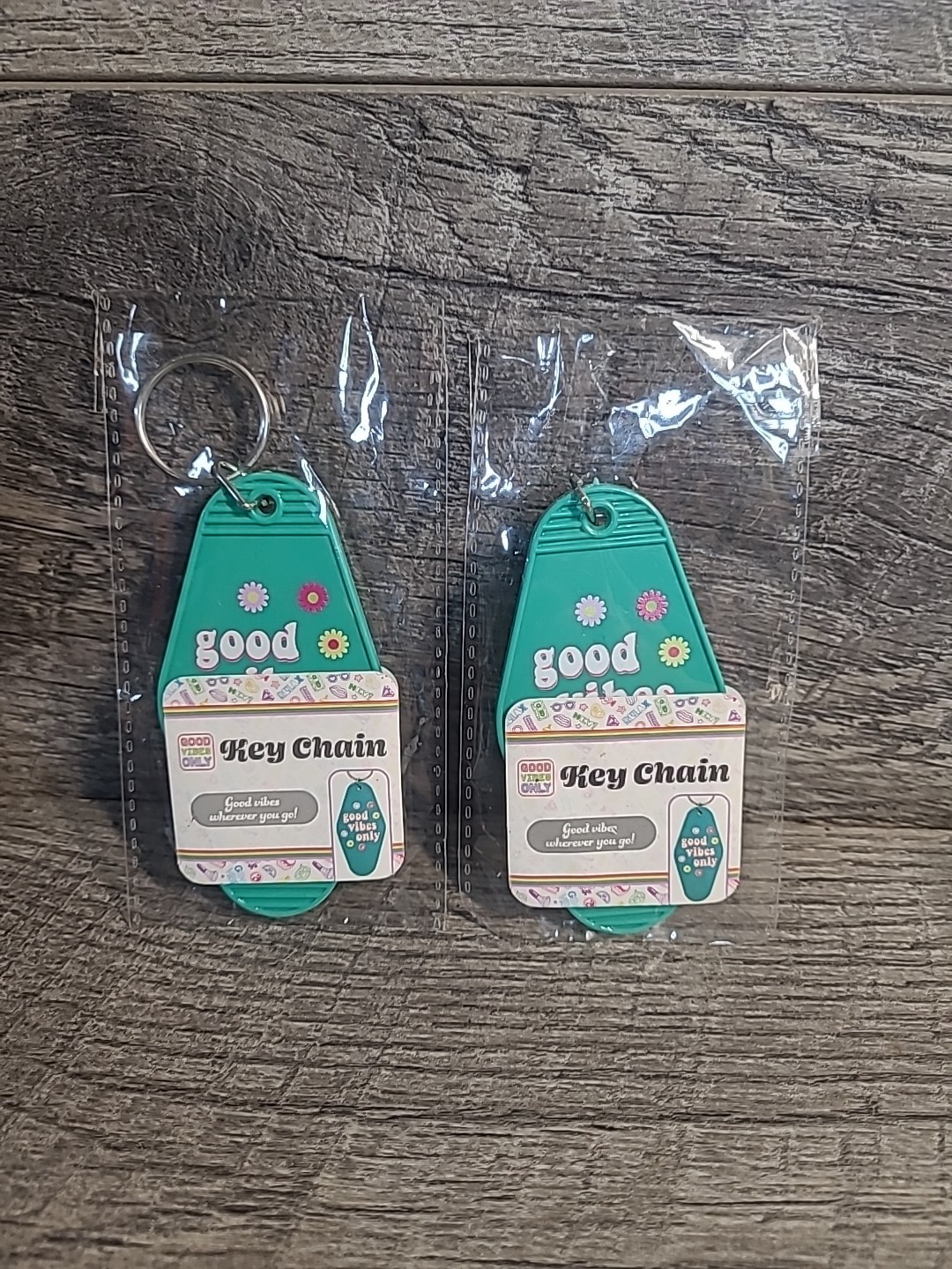 2x Good Vibes Only Hippie retro Flower Power Key Chain Double Ring New & Sealed