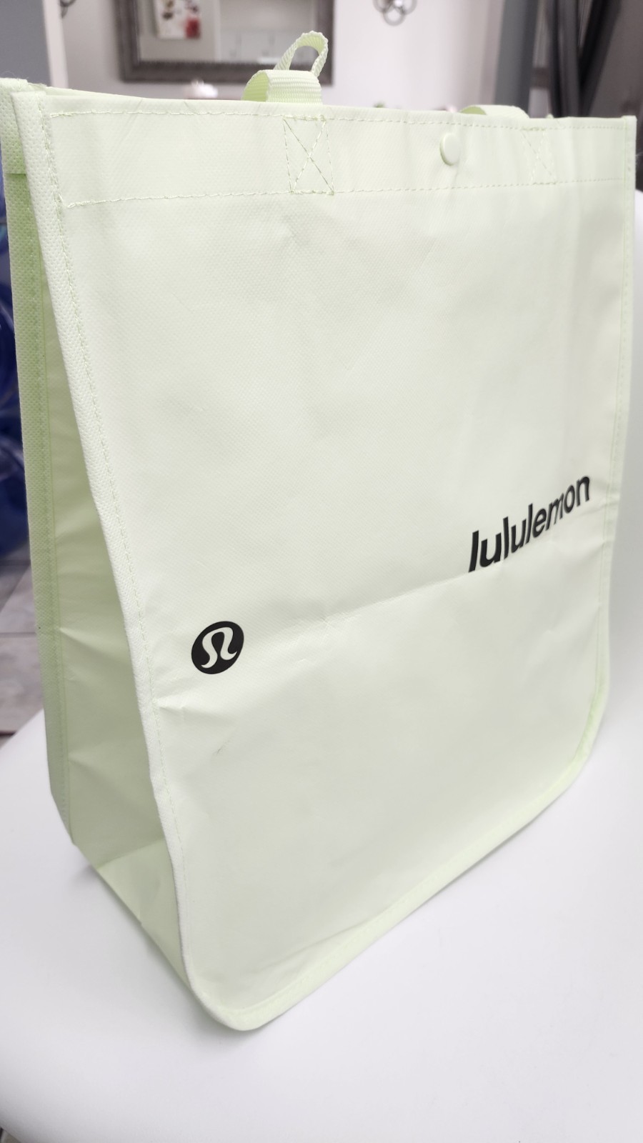 Lululemon Reusable Shopping Bags Color Black And Light Green