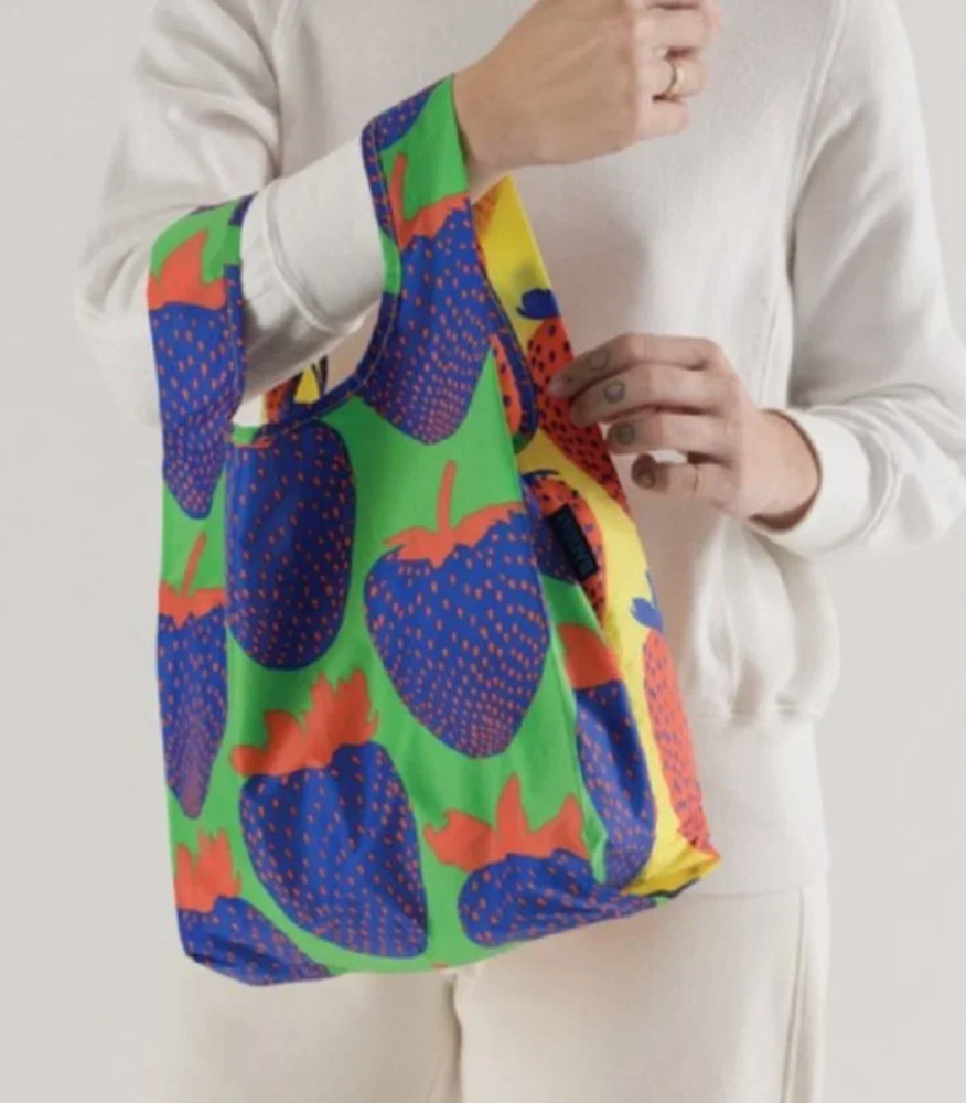 NWT BAGGU BABY ELECTRIC STRAWBERRY MIX BLUE GREEN YELLOW RED REUSABLE TOTE BAG
