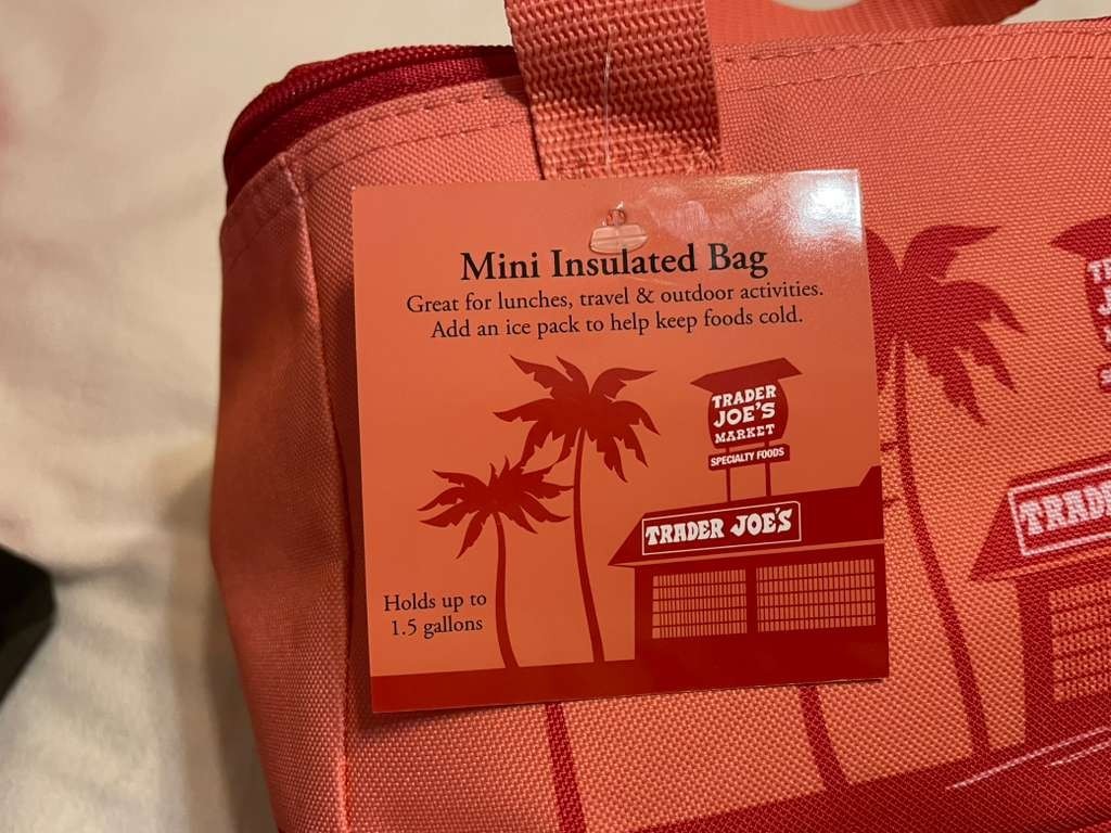 Bundle Set of 2: Trader Joe’s Mini Insulated Cooler Bag: Peach & Pink! NWT!