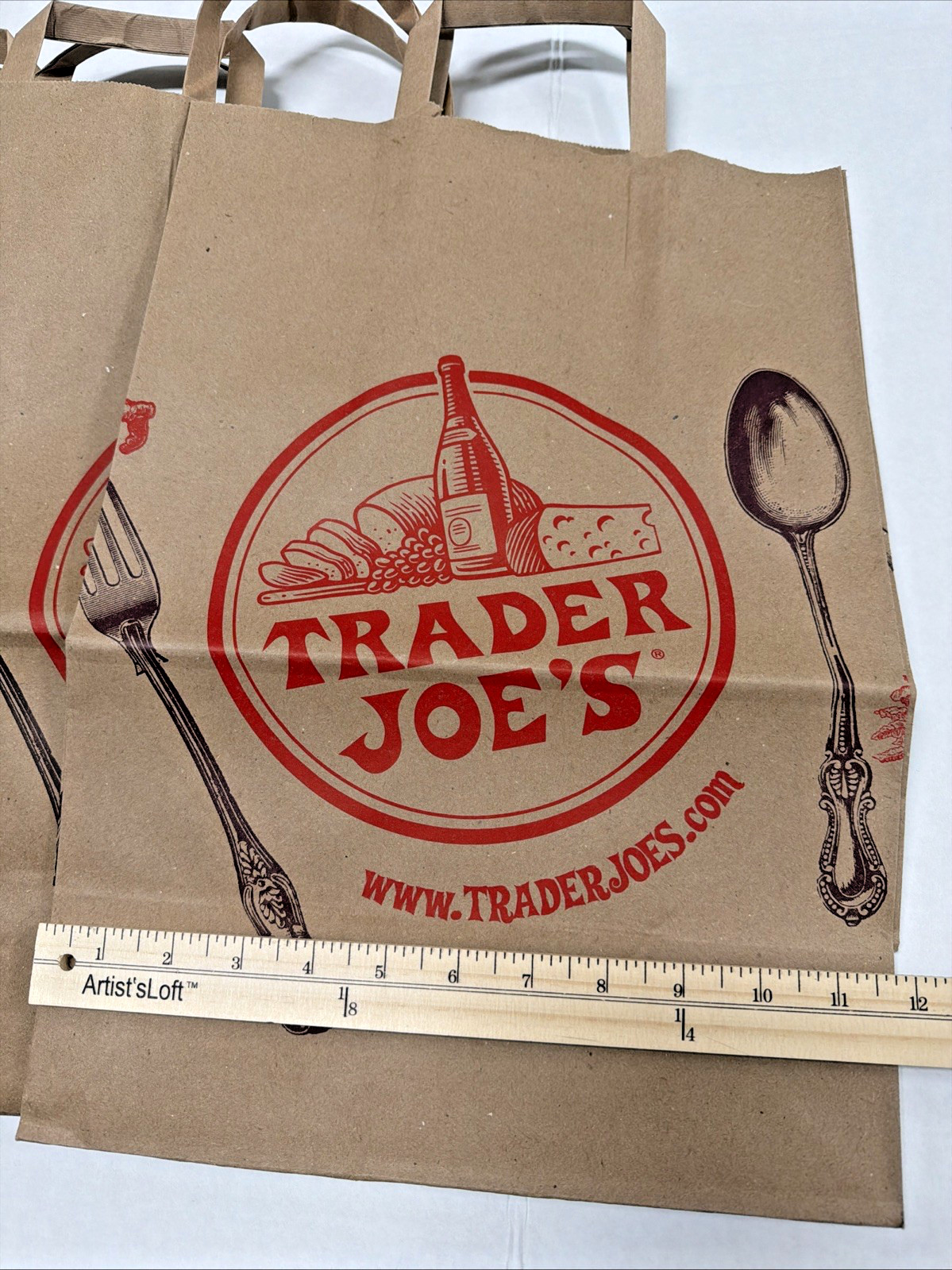 TRADER JOE’S BROWN PAPER GROCERY SHOPPING BAGS Lot of 6 w/handles Reusable