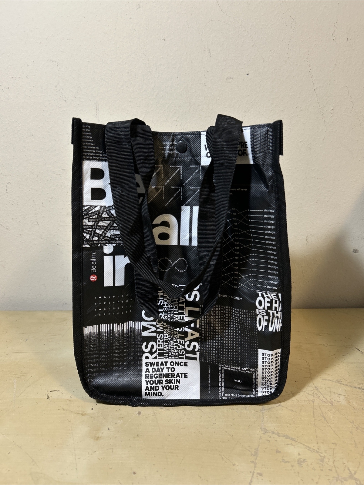 Lululemon Black Be All In Manifesto Reusable Shopping Gym Lunch Bag 11.5”x9”x4”