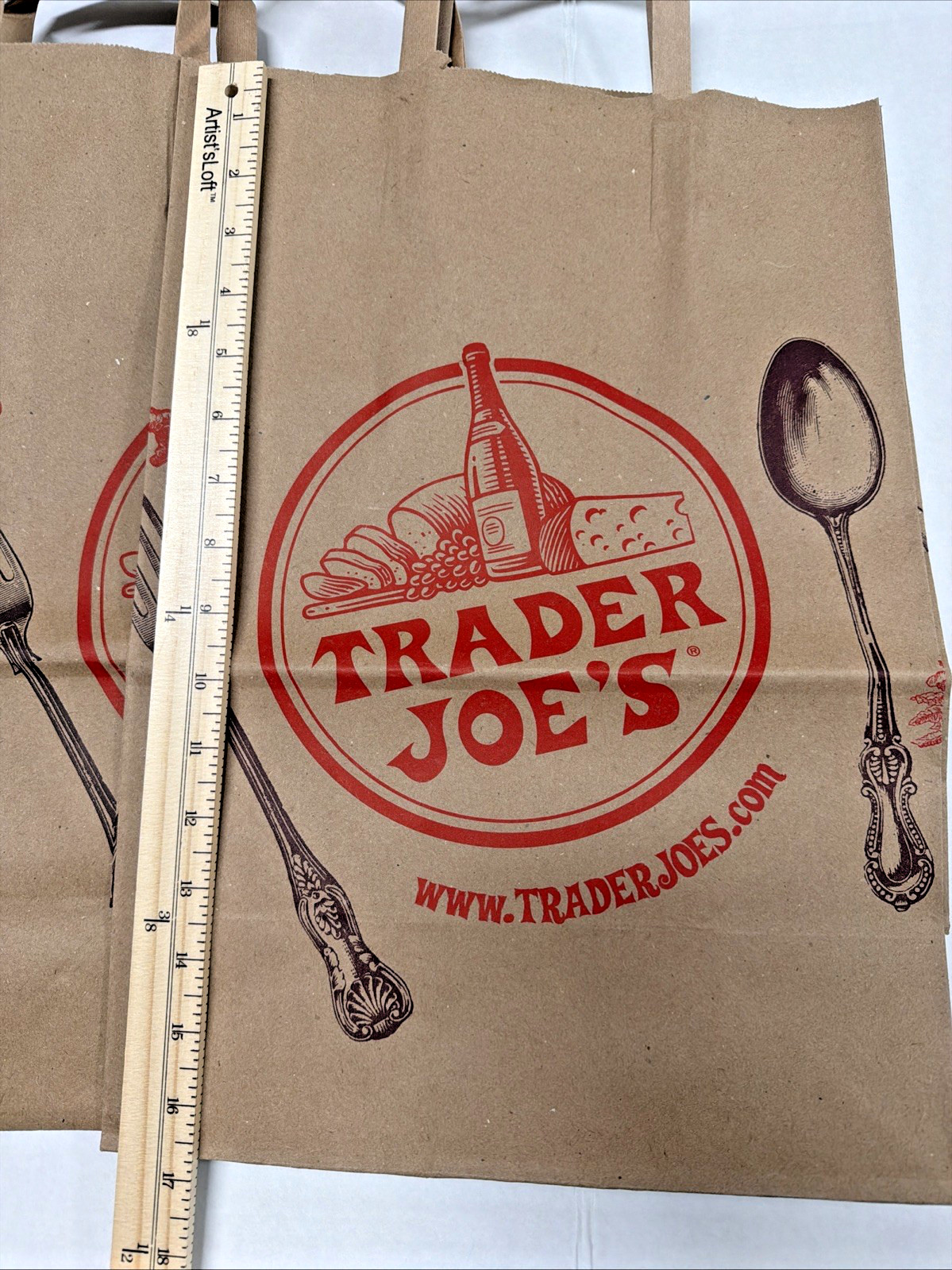 TRADER JOE’S BROWN PAPER GROCERY SHOPPING BAGS Lot of 6 w/handles Reusable