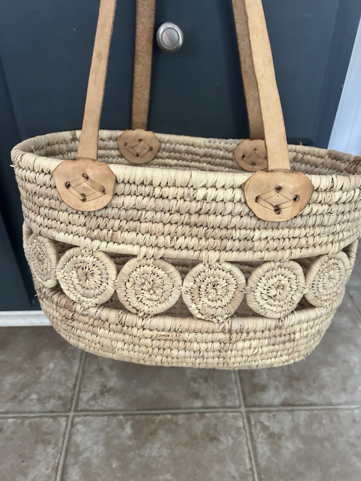 Ten Thousand Villages Palm Leaf Woven Shopping Tote 14”x9”x9” Leather Straps