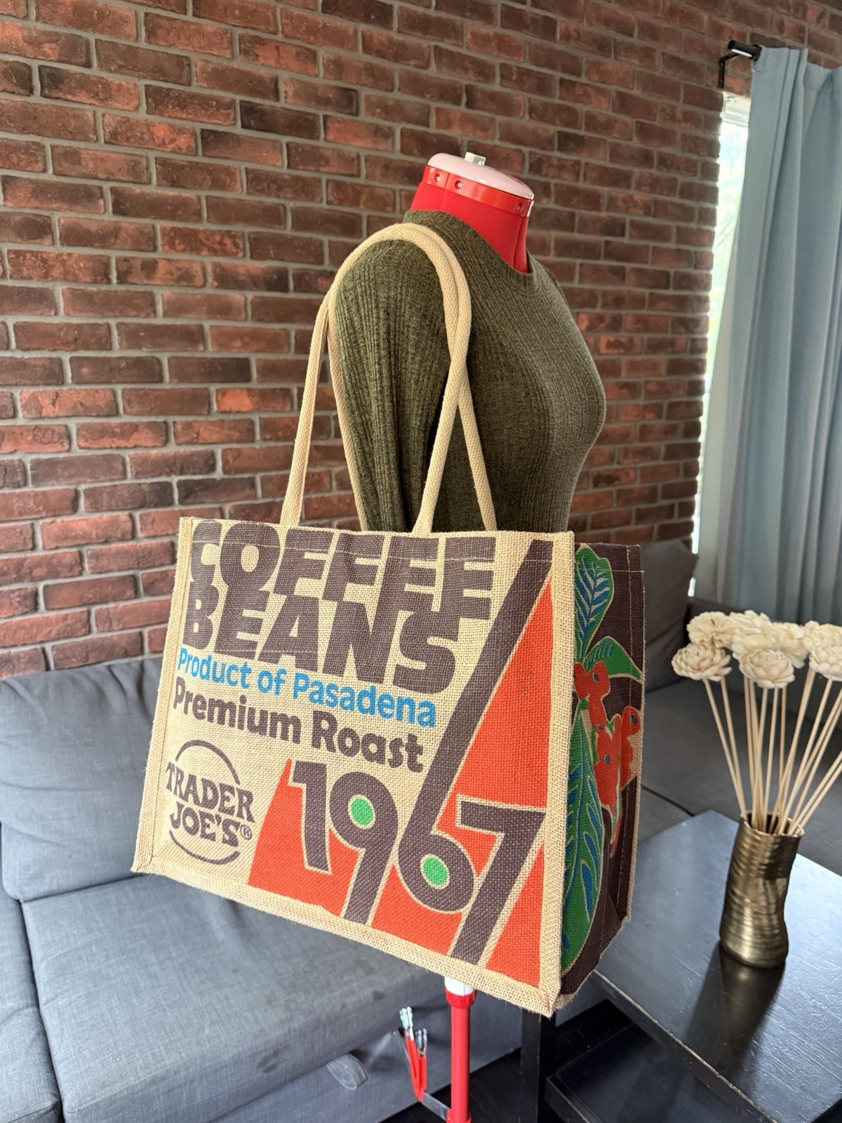 *Adorable* Roomy Trader Joe’s Vintage Vibe Coffee Reusable Tote Bag — NWT