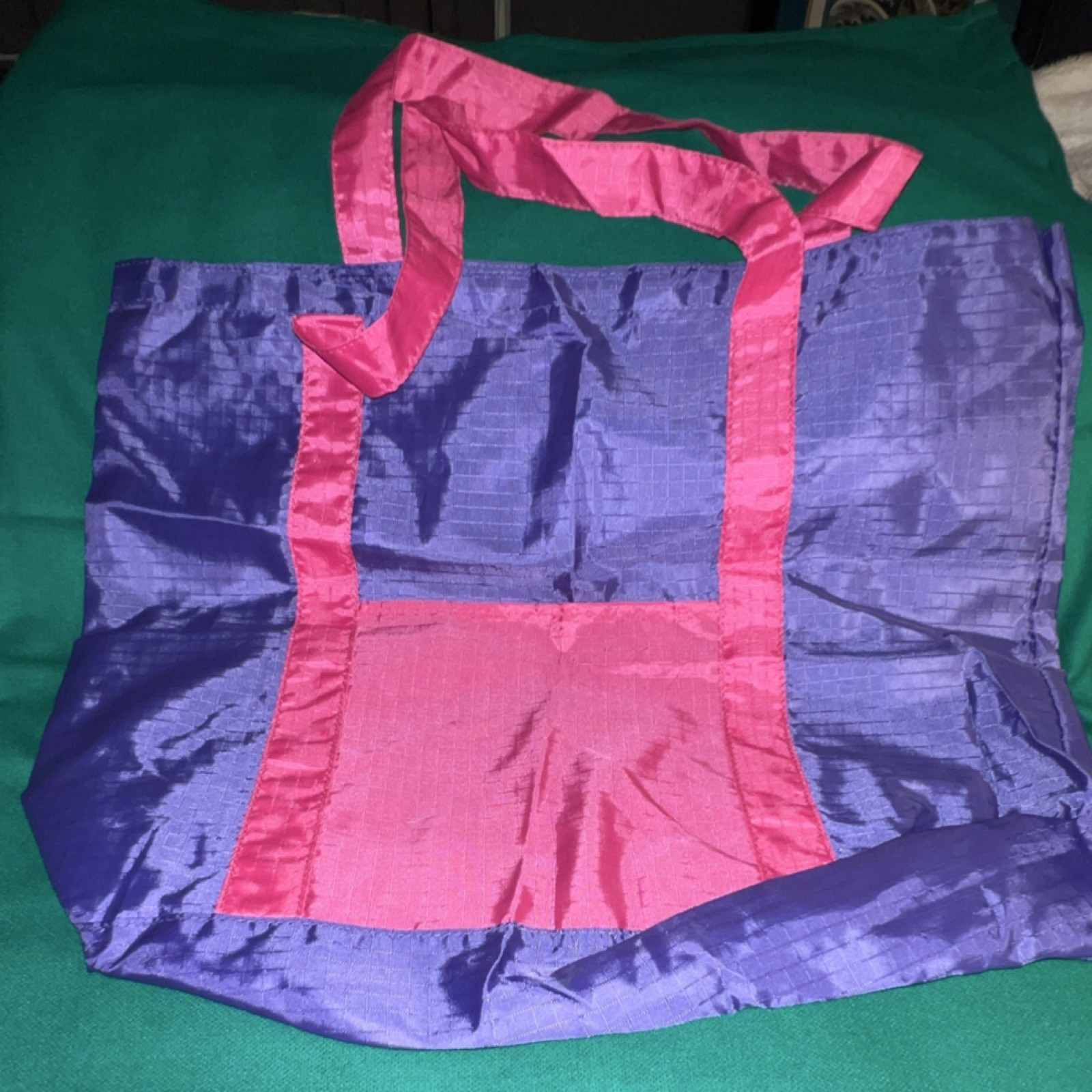 Avon Foldable Reusable Shopping Bag Pocket Purple Pink Colorblock Man Made Large
