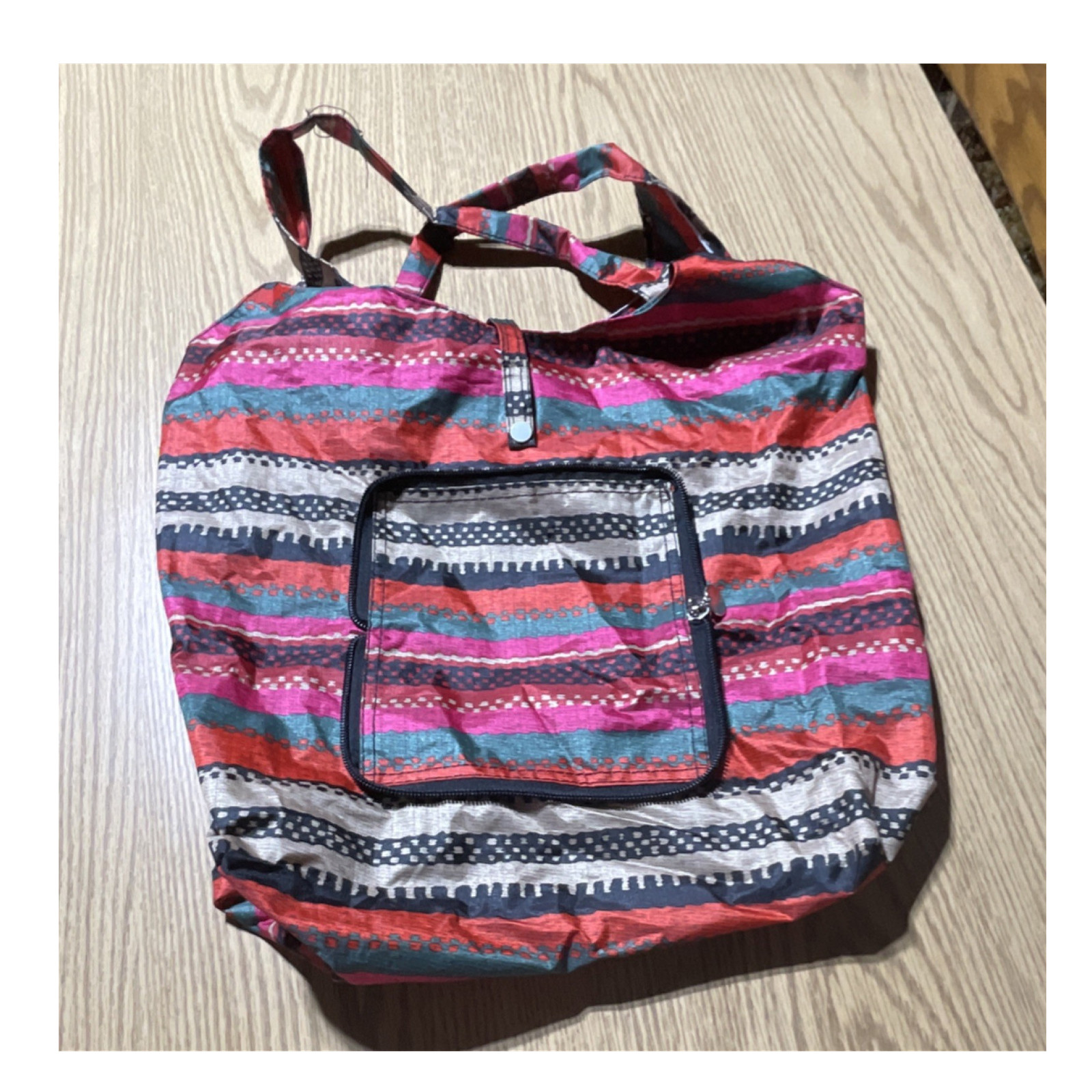 Multicolor Striped Nylon Reusable Shopping Bag Zip Closure 22x12x16 in