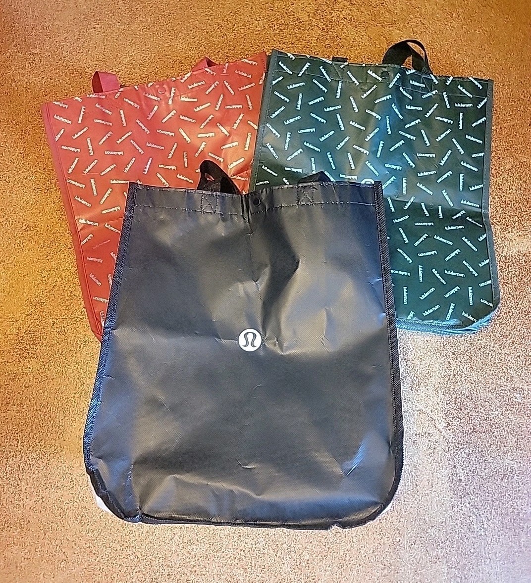 Lululemon Reusable Big Shopping Tote Bag 16x14x6 Snap Closure Lot Of 3