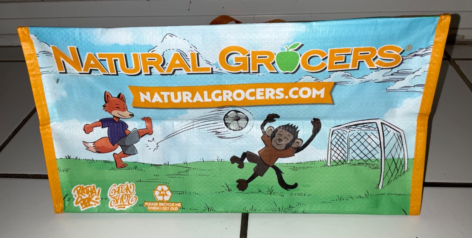 NWOT Natural Grocers Bag Reusable Shopping Tote Heavy Duty Holds 50 lbs Soccer