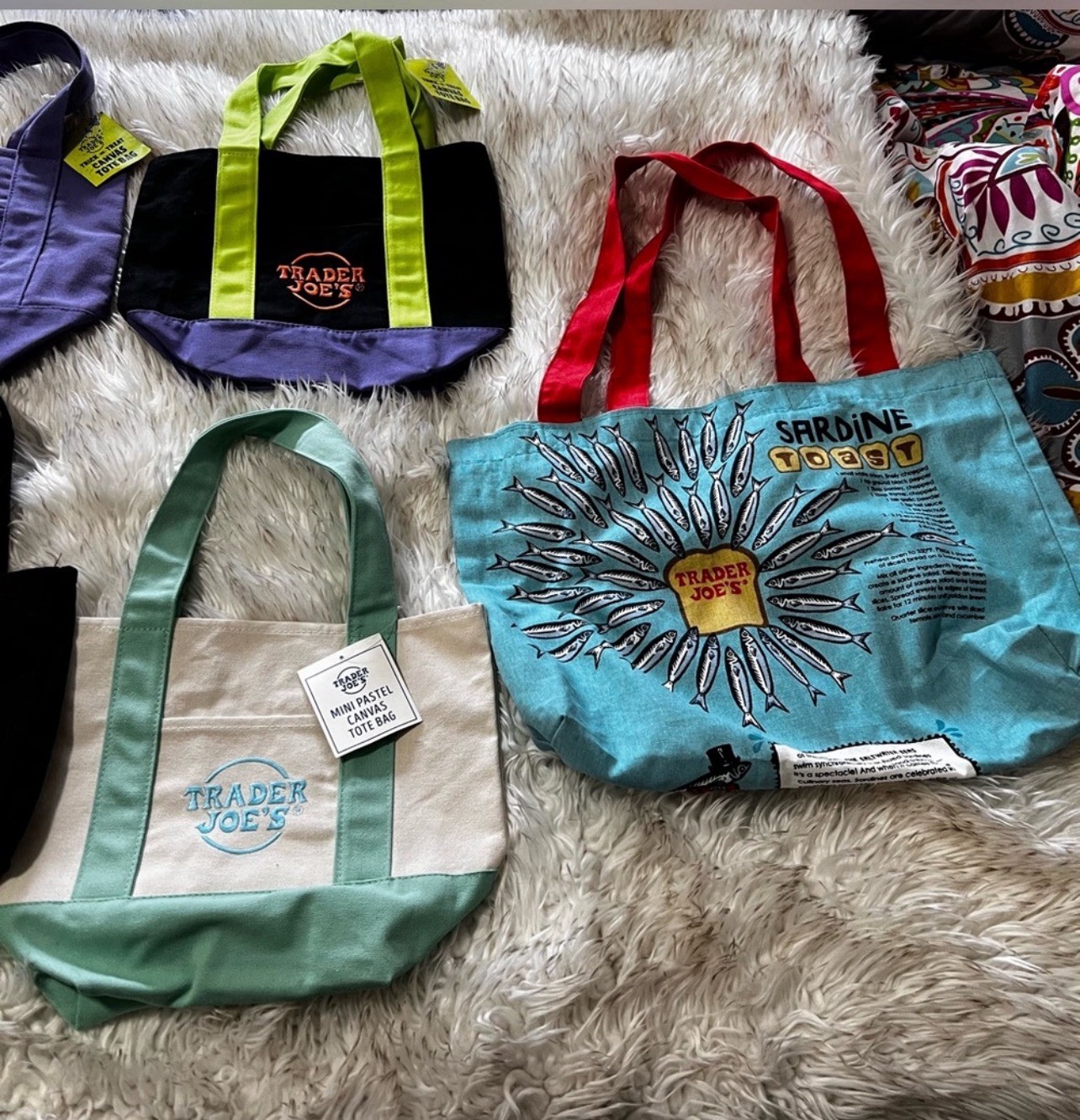 Trader Joe Lot of Shopping Bags, 2 Large, 4 Mini and One Mini Cooler
