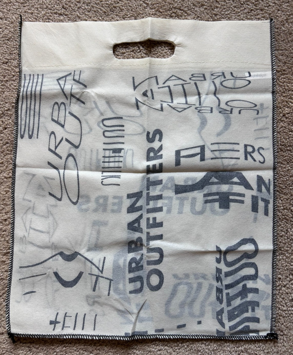 Urban Outfitters – Set of 10 Fabric Shopping Tote Gift Bag Dust Bag – Some Rare