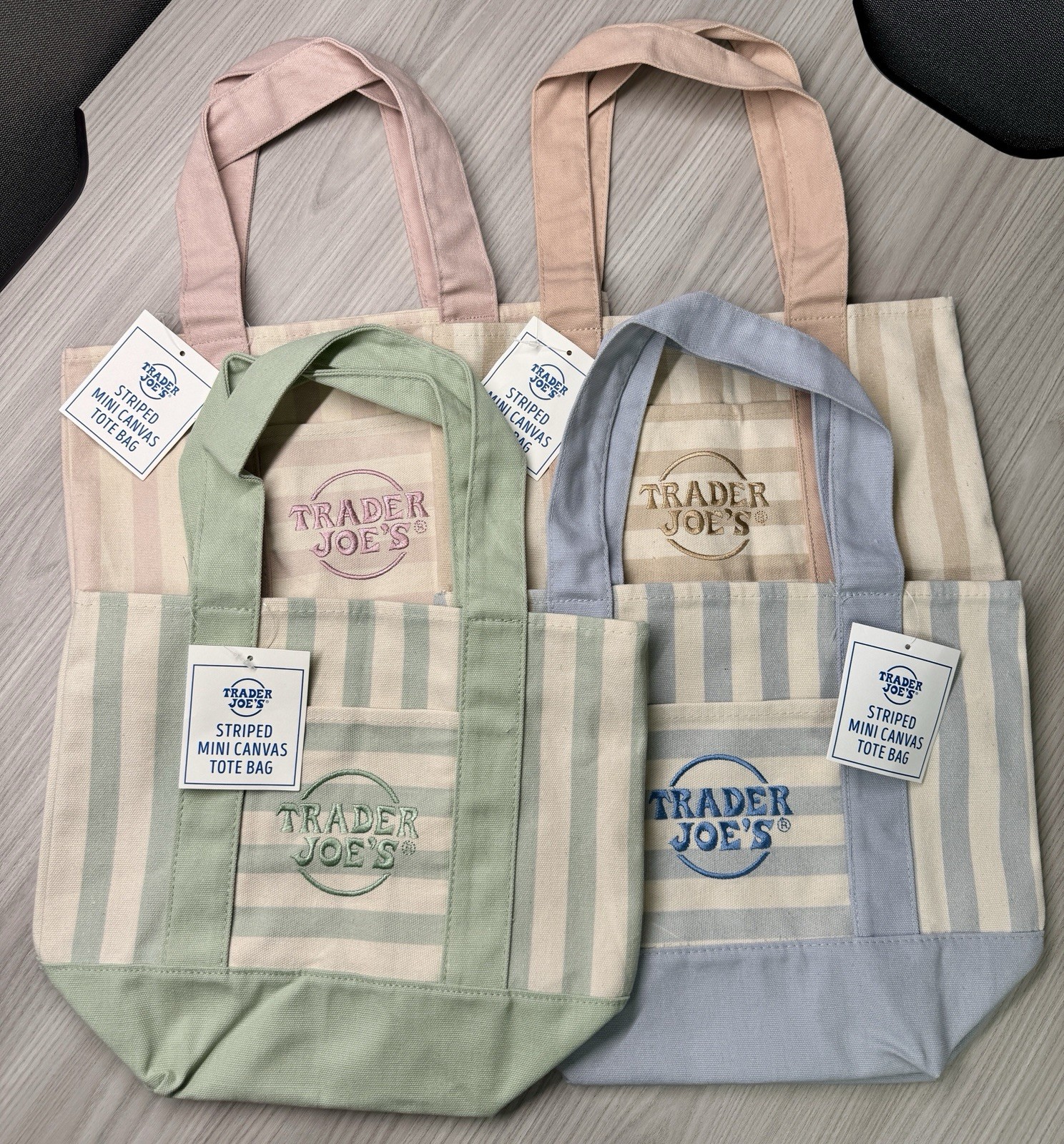 BRAND NEW with TAGS – Trader Joe’s – Striped Mini Canvas Tote Bag – Set of 4
