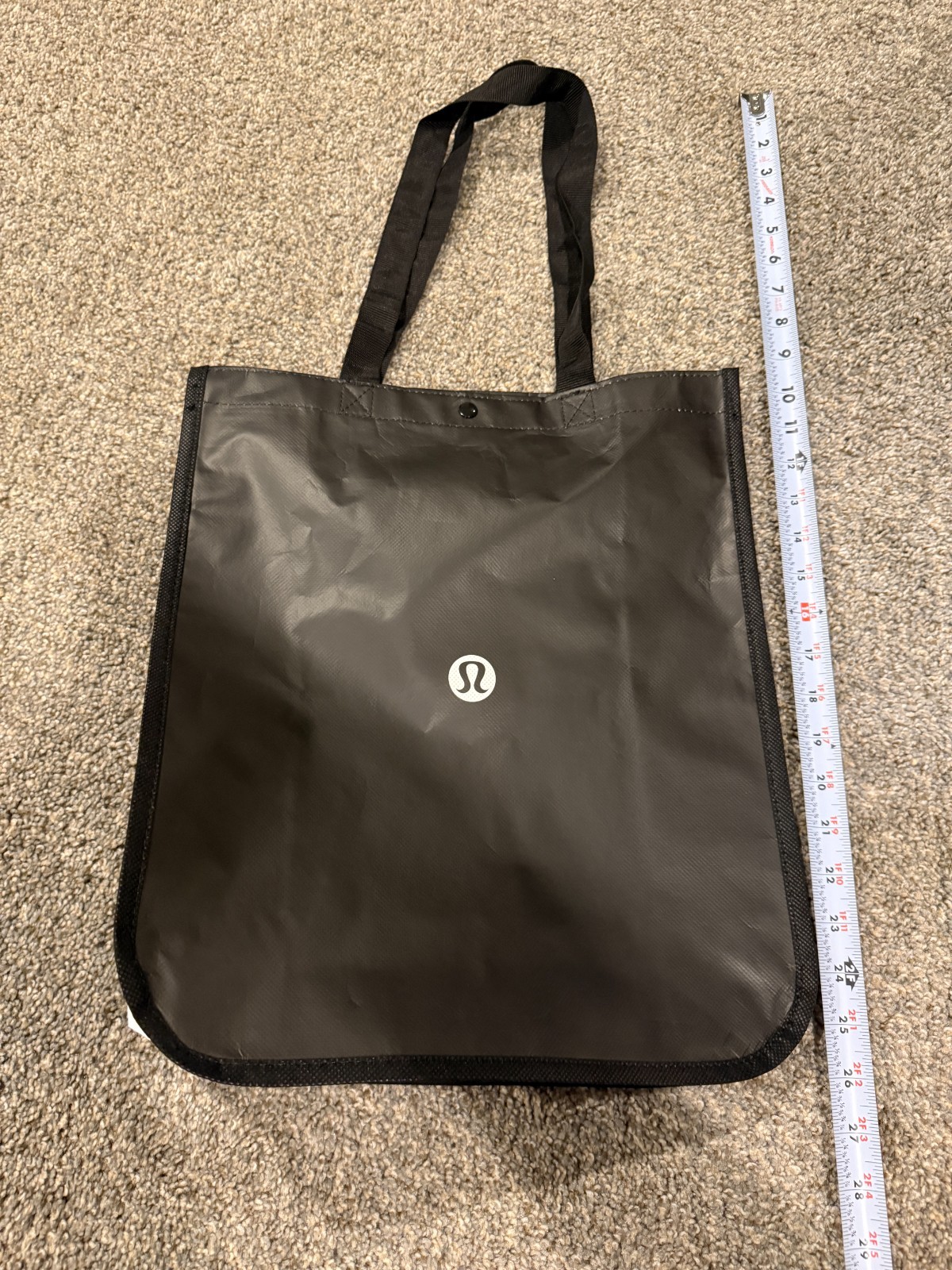 lululemon Reusable Large Black/White Tote Shopping Bag Snap Close 13x15x6