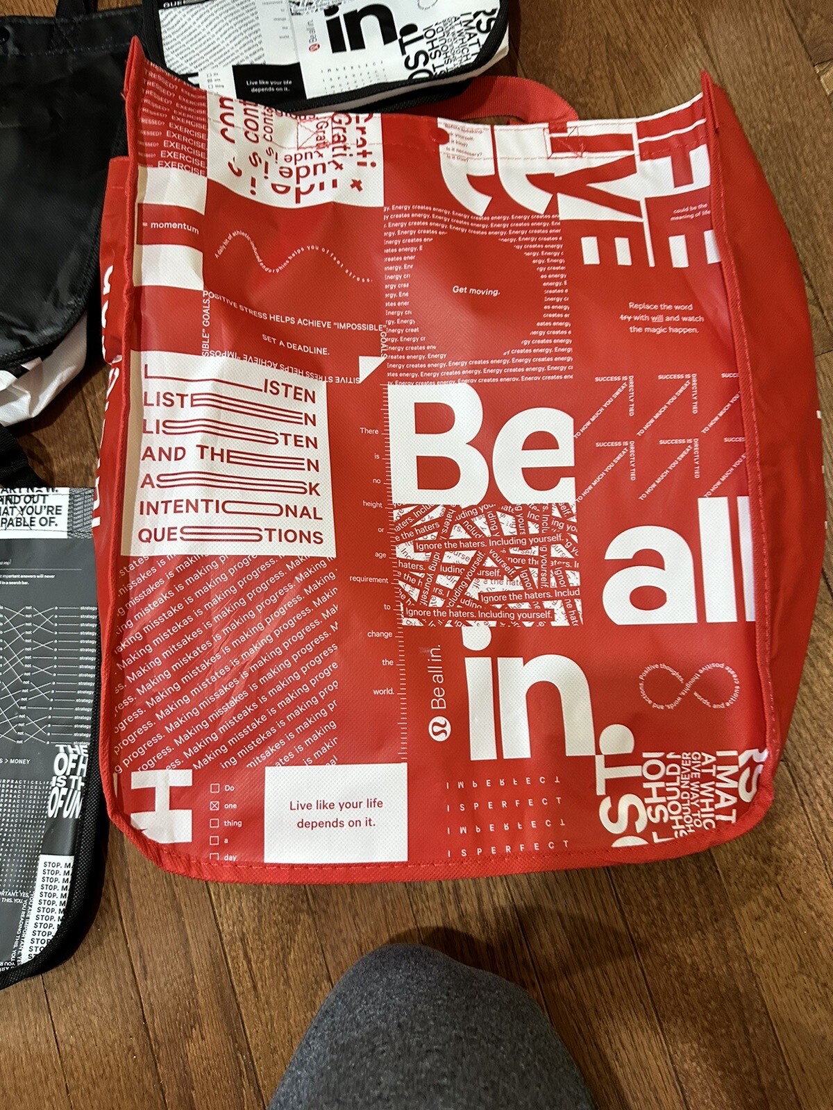 6 X New Jumbo To Small lululemon shopping bag Various Rare Ones