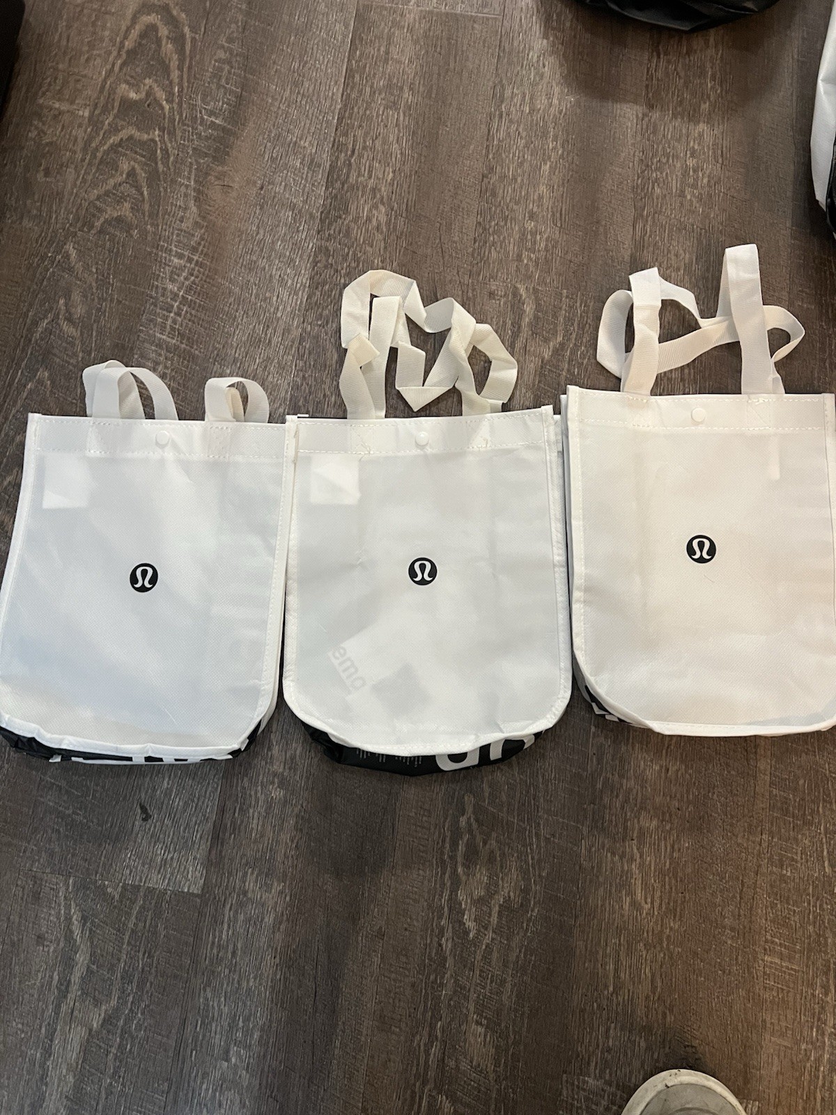 Lululemon Lot Of 16 Reusable Shopping Bags Various Colors Black Red White Sm/Lg