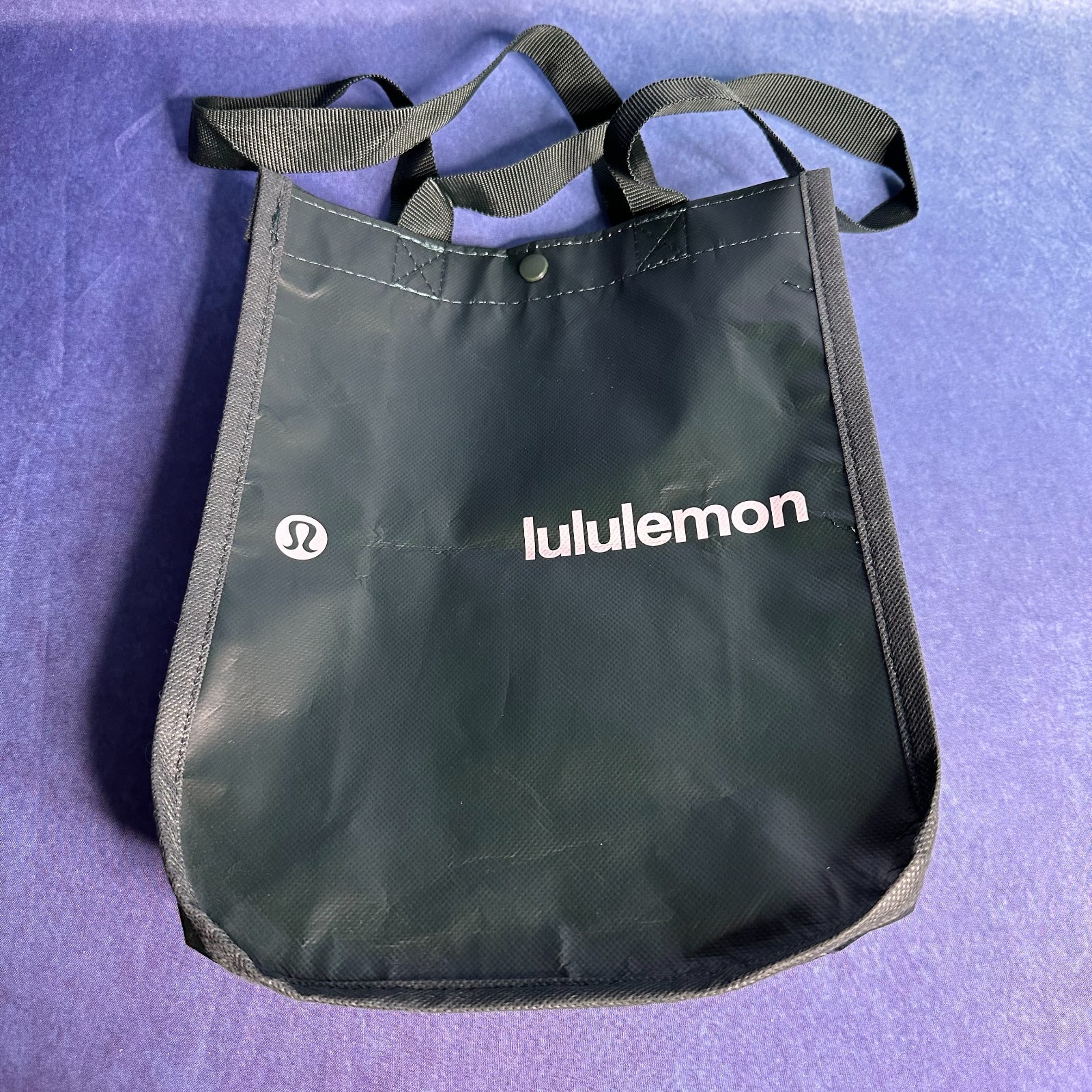 Lululemon Lot of 2 Small Reusable Shopping Tote Bags Forest Green & Be All Print