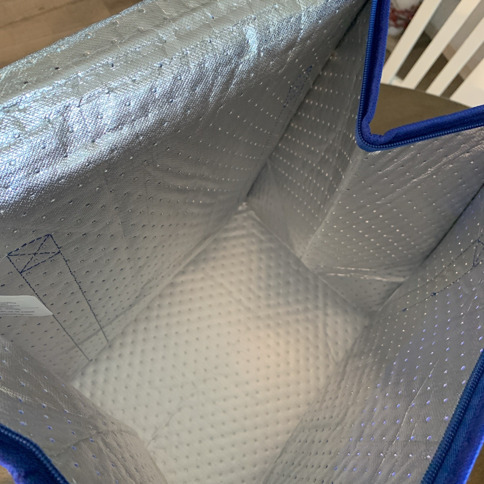 Jenny Craig Cooler Bag Insulated 15″ x 13″ x 9″ Duel Zippers 13″ Double Handles
