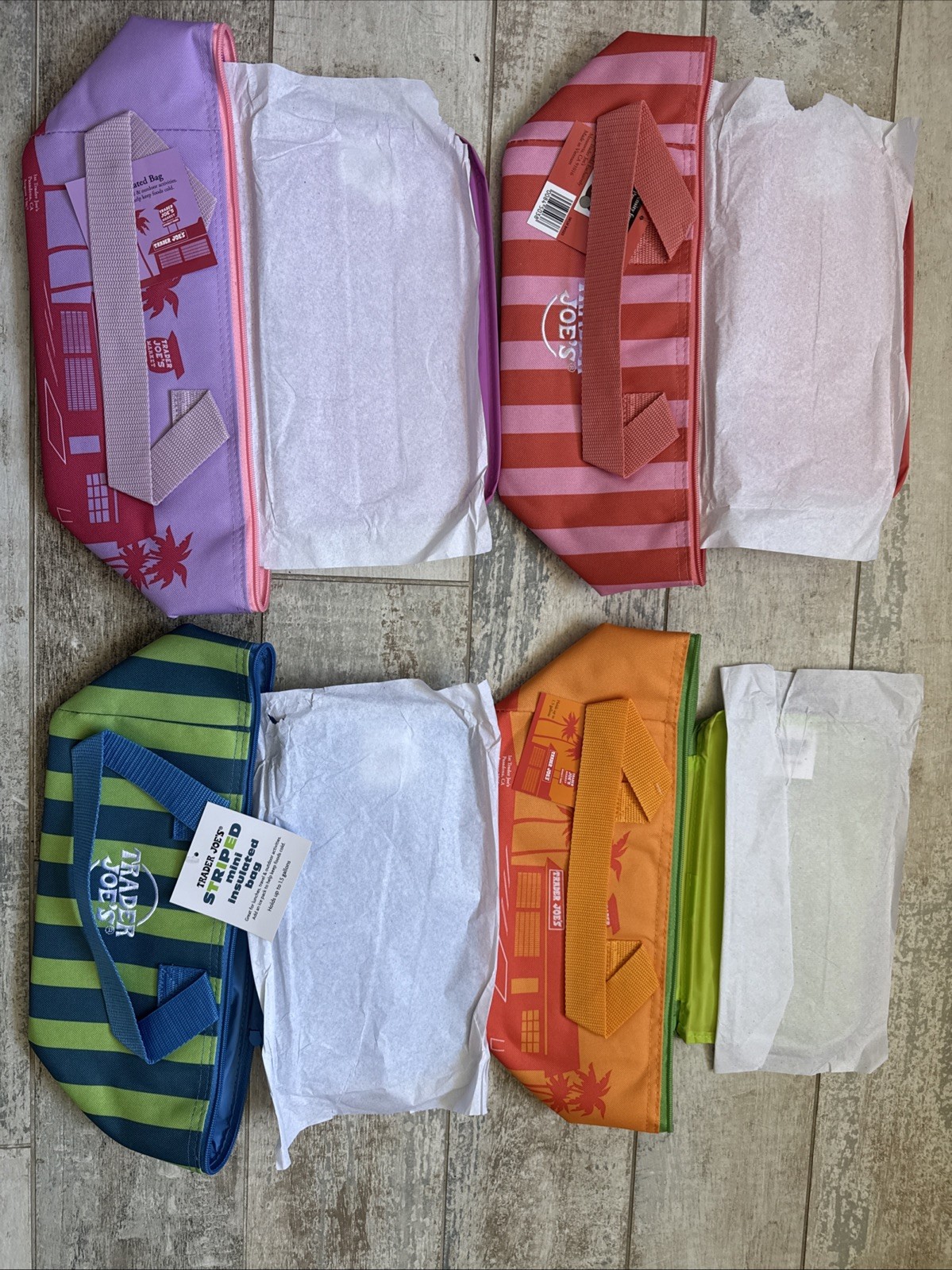 trader joes mini insulated bag 4set Blue/green, Orange, Lavendar, Red/pink