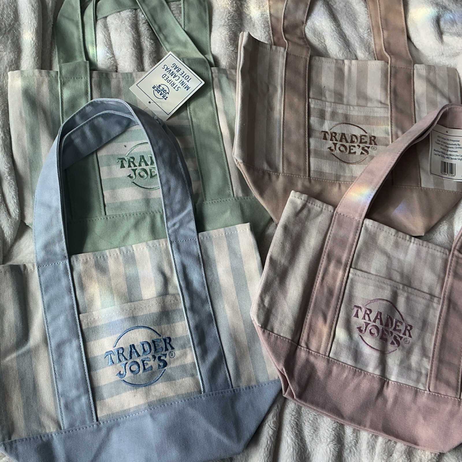 Trader Joe’s Striped Reusable Tote Bags 4 Pack Multicolor 11x12x10 in