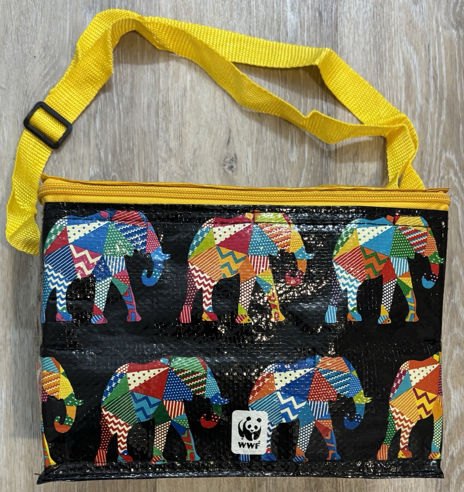 World Wildlife Fund Insulated Cooler Lunch Tote Bag Full Zip WWF Elephant