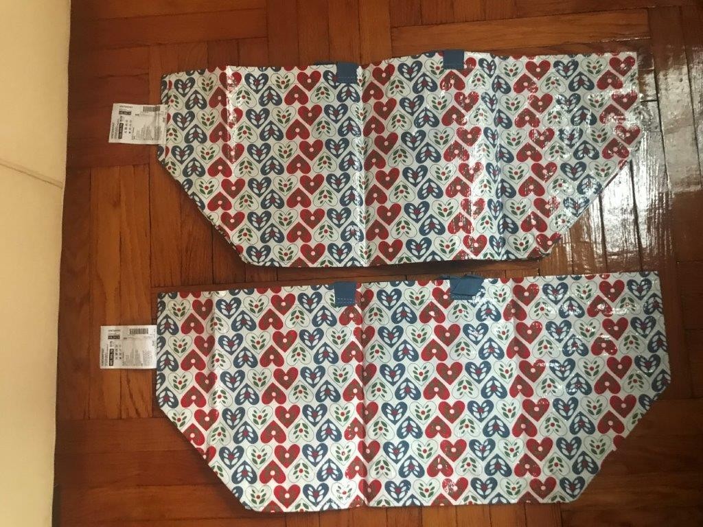 IKEA “LOT OF 2” VINTERFINT LARGE RED/BLUE HEART PATTERN 19GALLON SHOPPING BAGS