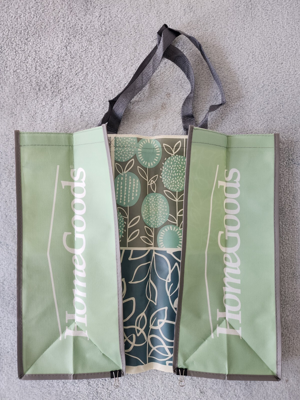 NEW – HomeGoods reusable tote bag – Green Grey Brown Yellow Blue Leaves