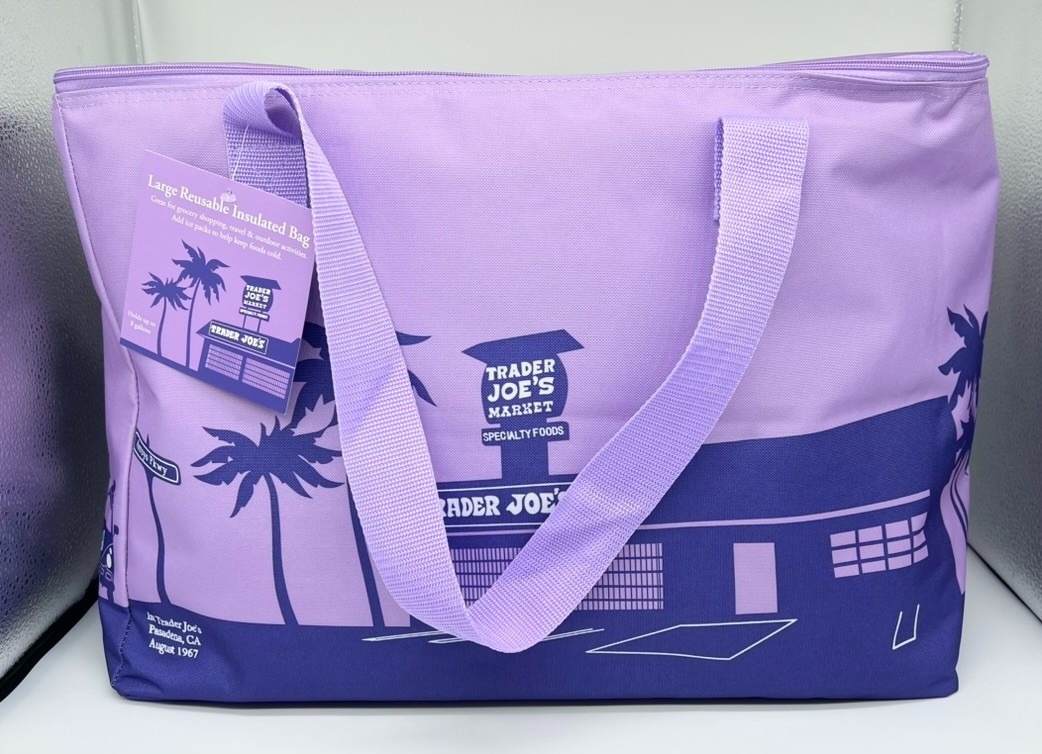 Trader Joe’s New Insulated Reusable Tote Shopping Bag Lavender Purple 8G W/Tag