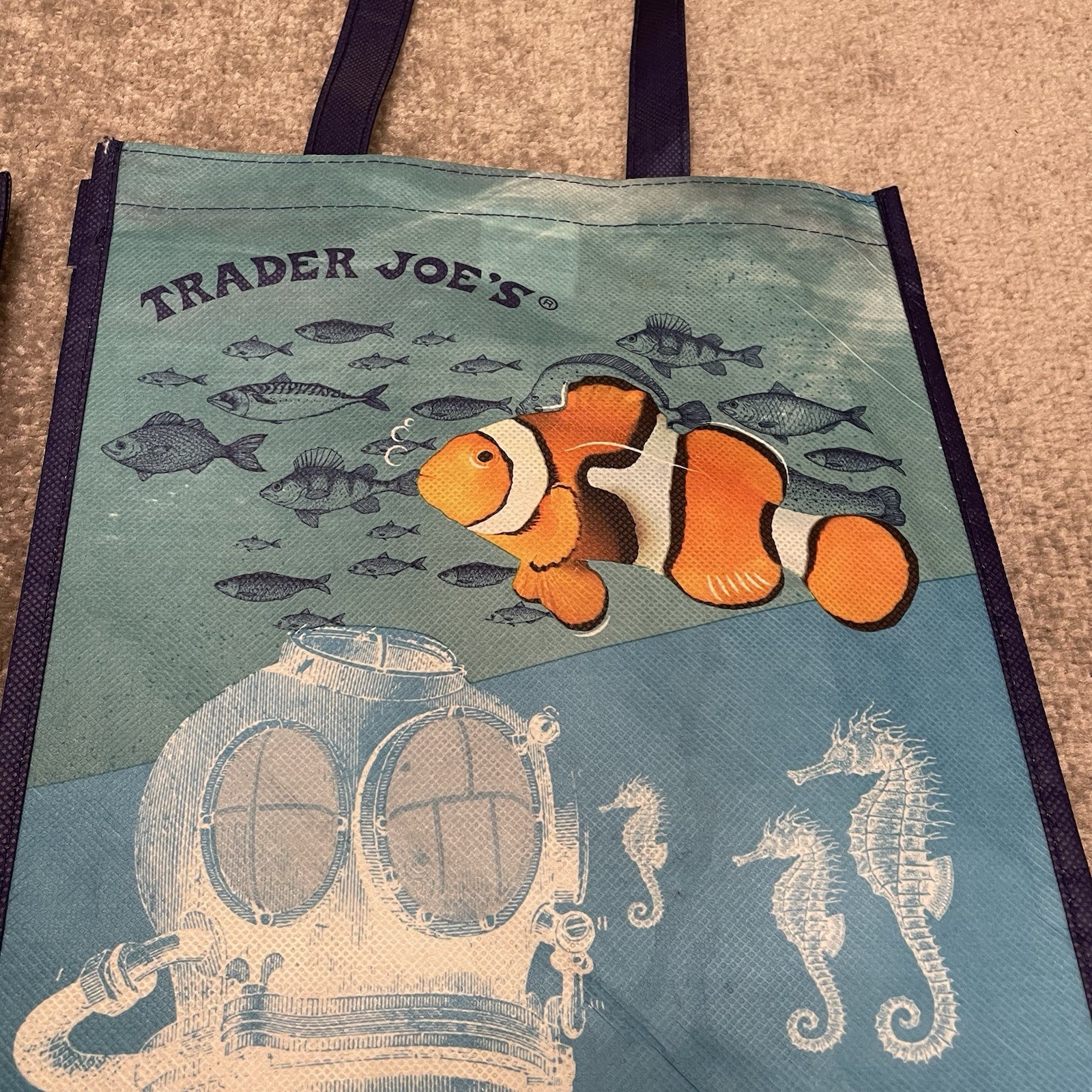 Trader Joes Reusable Shopping Bags Ocean Scene Lot Of 2 Clown Fish Scuba Diver