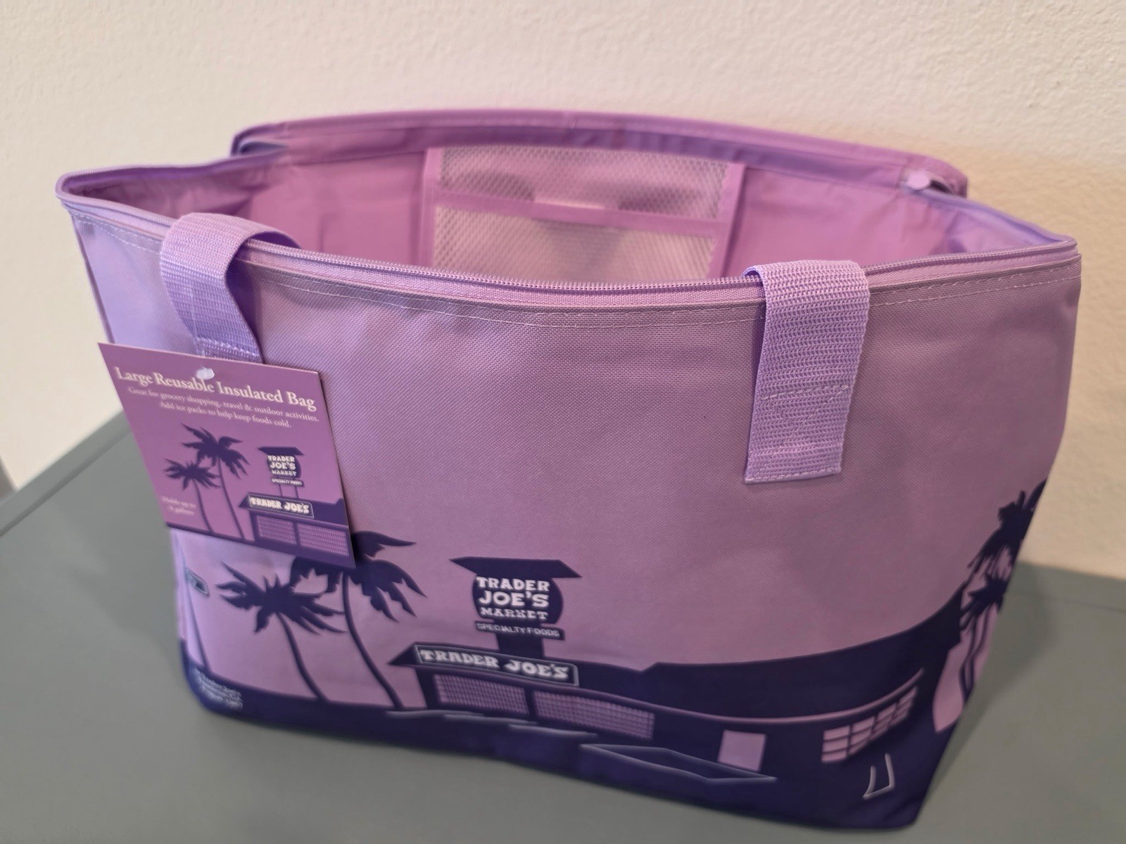 Trader Joe’s Large Purple Insulated Reusable Shopping Bag 8Gallon Zipper