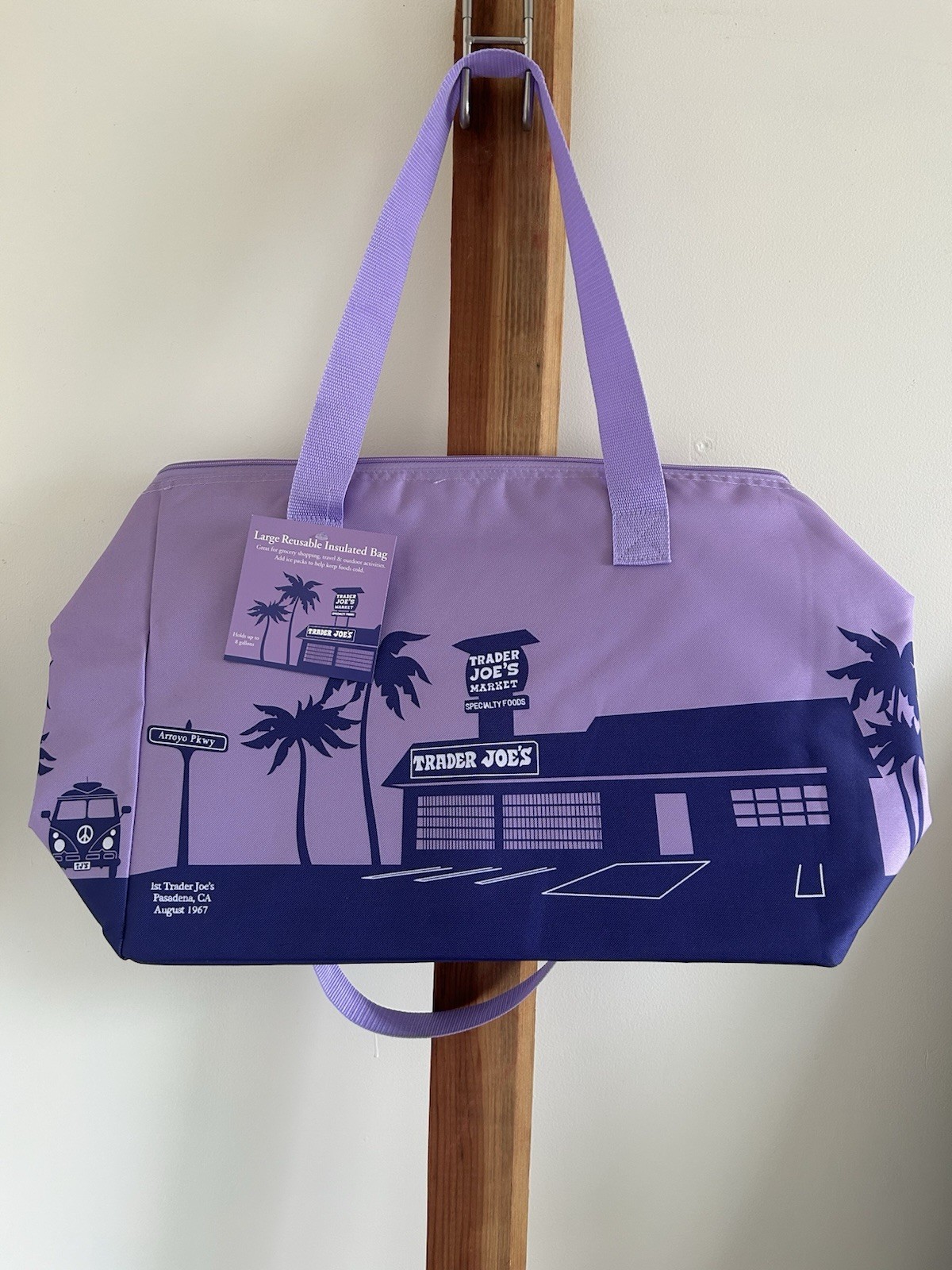 Trader Joe’s Reusable Shopping Bag Large Insulated Purple All-Over 8 gal