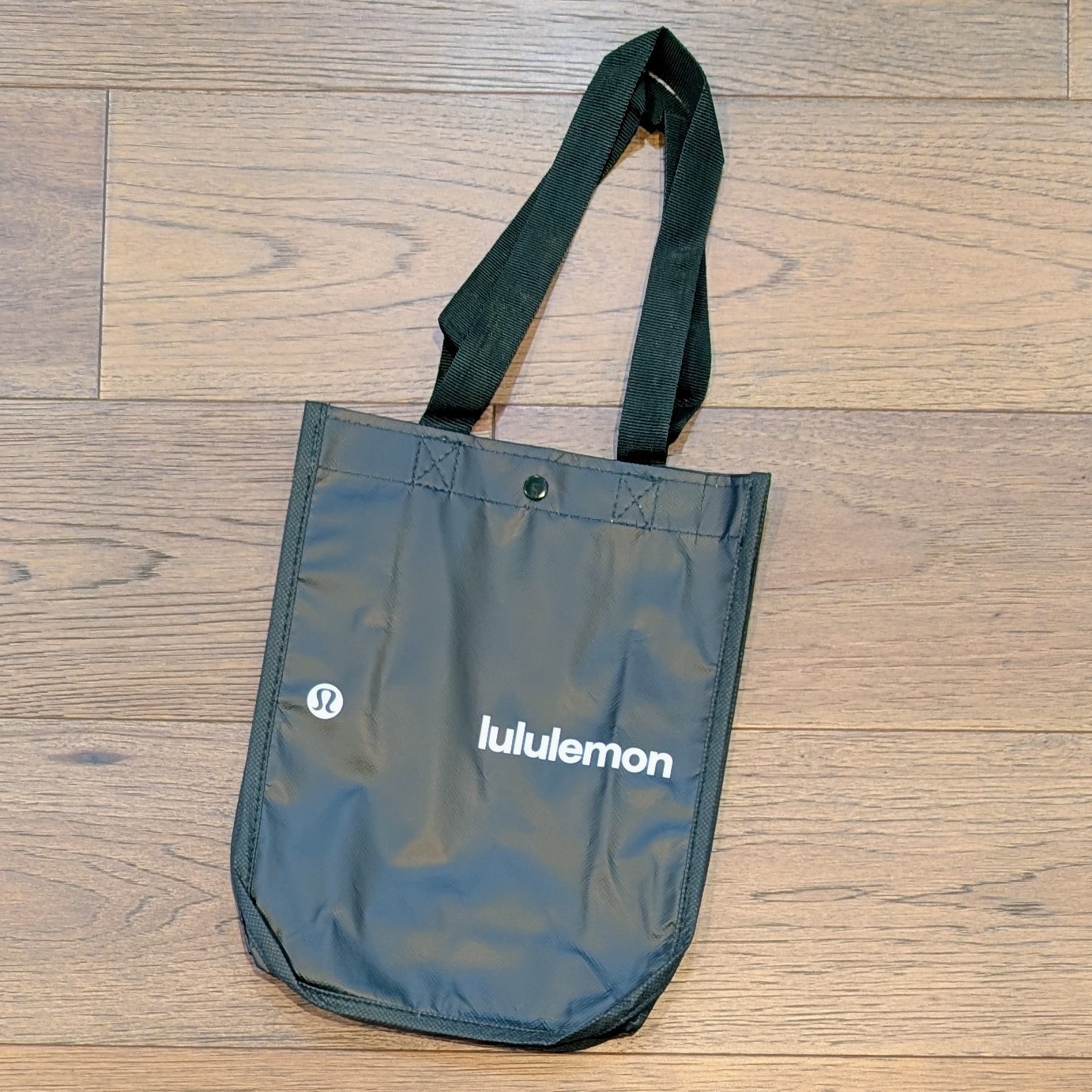 Lululemon Small Lot of 2 Reusable Shopping Tote Bags Tan Beige Green White NEW
