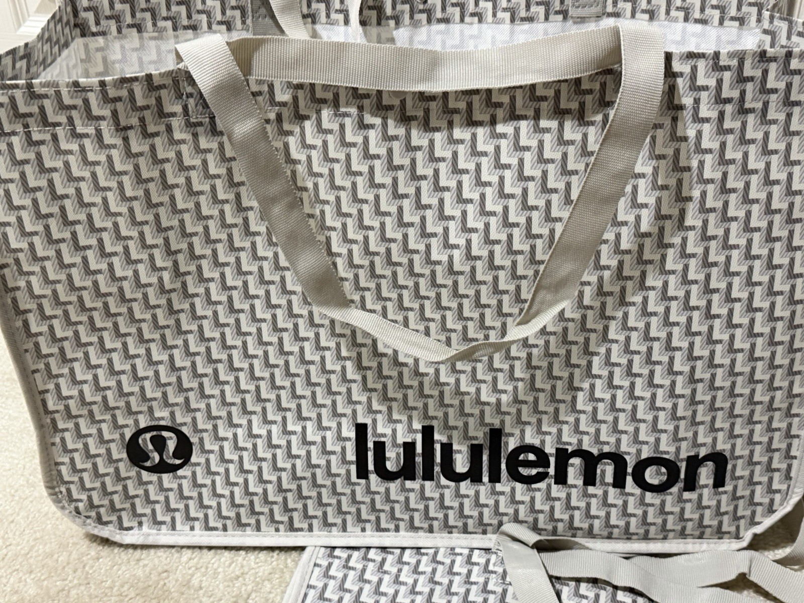 New 2 Lululemon Logo Extra Large Reusable Shopping Tote Bag Gray