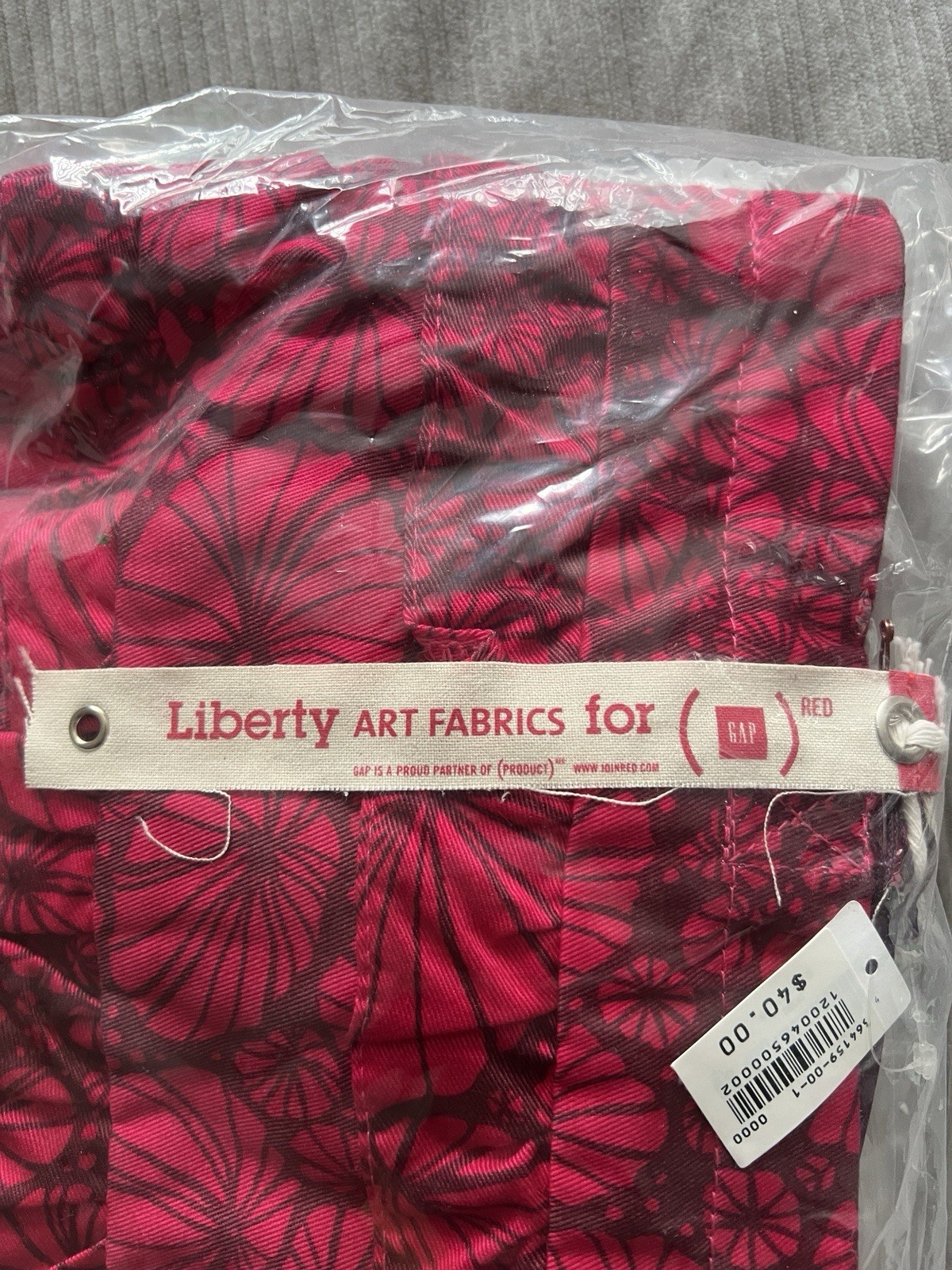 Liberty of London Fabrics x Gap Product (RED) Cotton Floral Tote NEW! RARE!