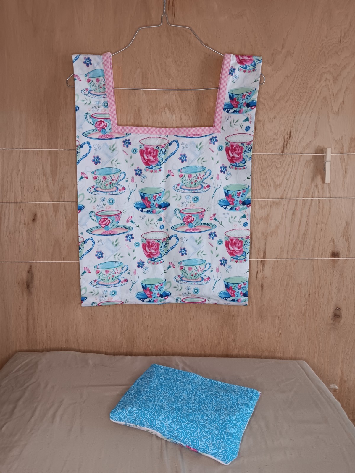 New handmade Reusable Market Bag Foldable with pocket Cotton Fabric