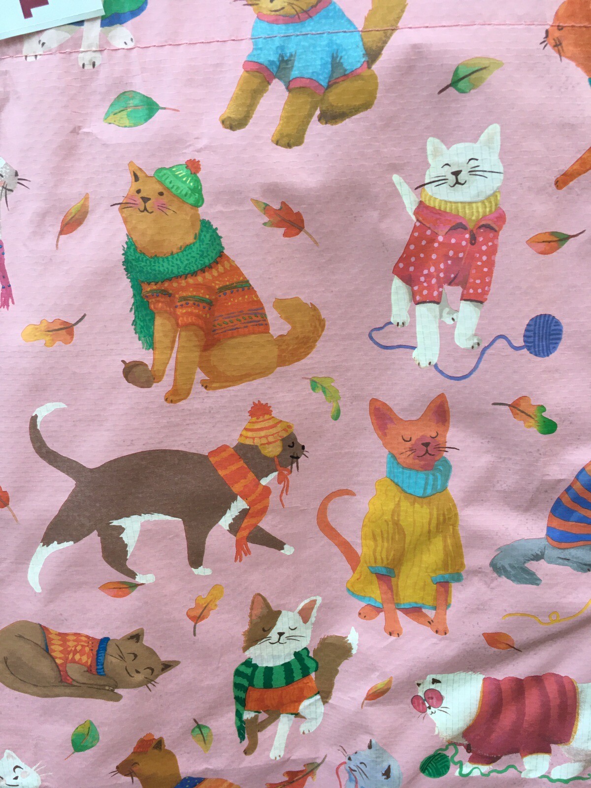 TJ MAXX~Cats w/Scarf Hat~Winter Kitty Holiday Reusable Pink Shopping Bag~EcoTote