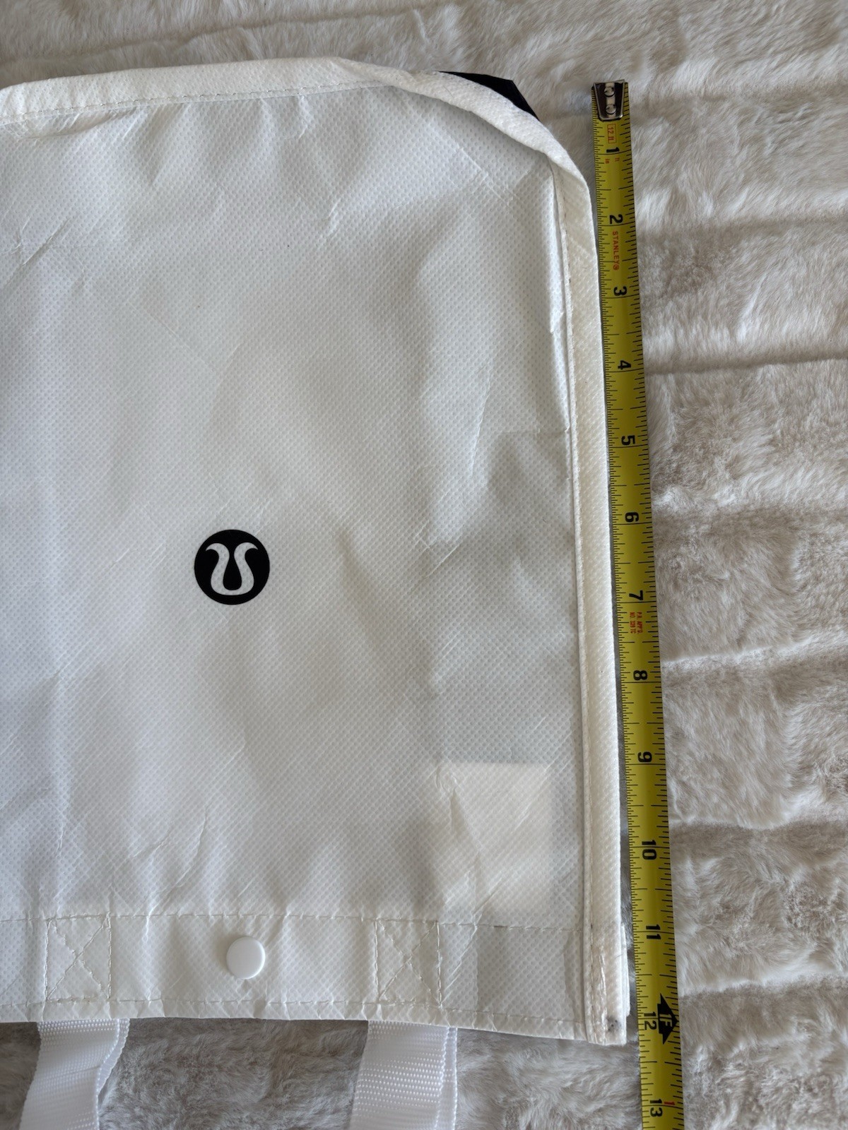 Lot of 6 Lululemon Reusable Shopping Bags Tote Manifestos Red Black White