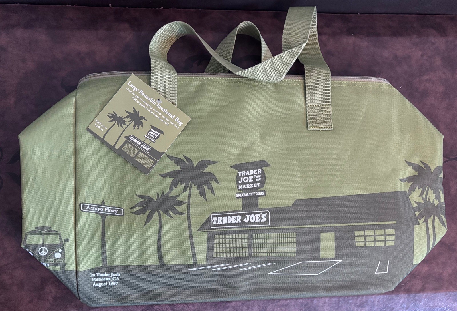 Trader Joe’s 8 Gallons Reusable Bag Cooler Large Insulated Tote Olive Green New