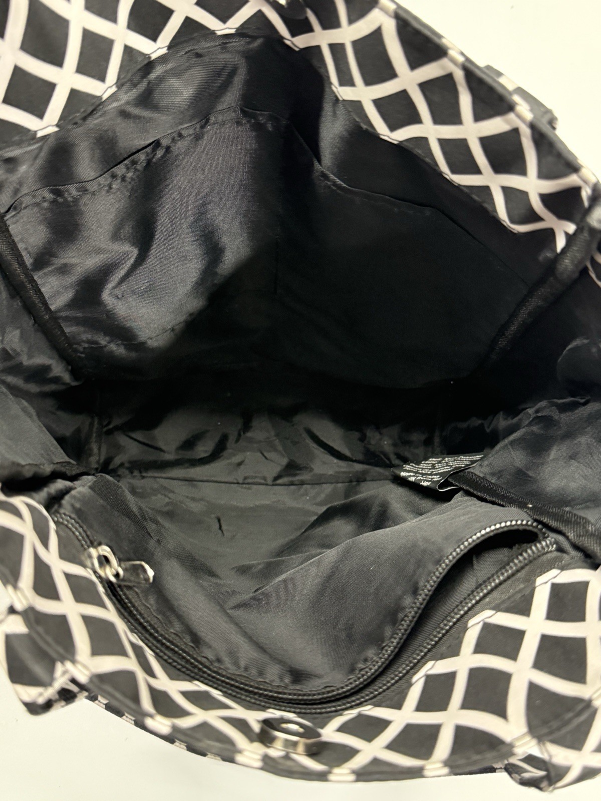 The Pampered Chef Tote Bag Black White Inside Pocket