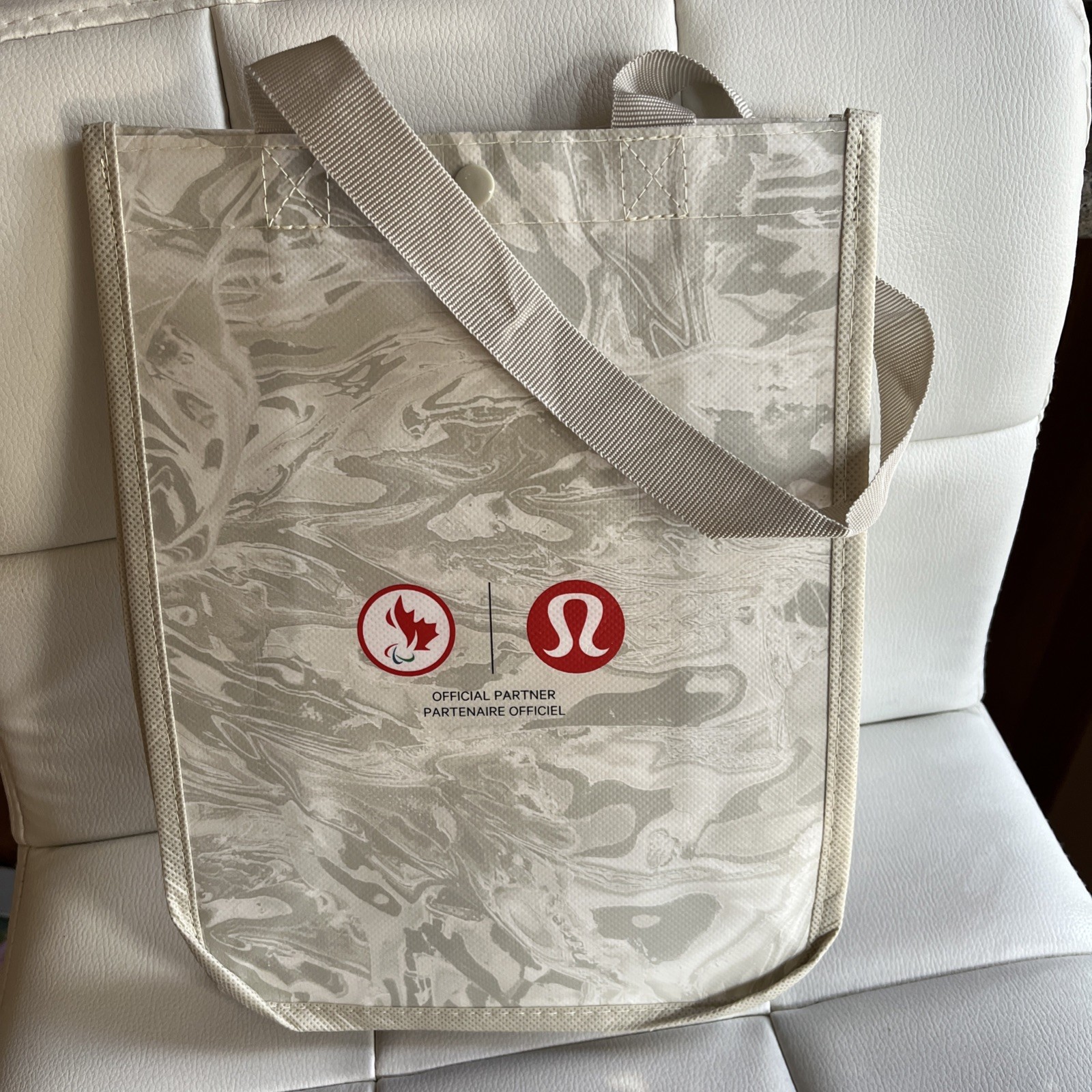 Lululemon White Grey Olympics Team Canada Small Reusable Shopping Bag