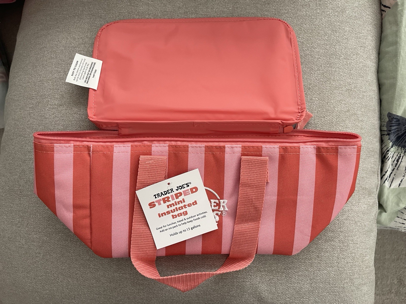 Trader Joe’s Mini Insulated Striped Tote Bag – Orange Summer 2026 New With Tags